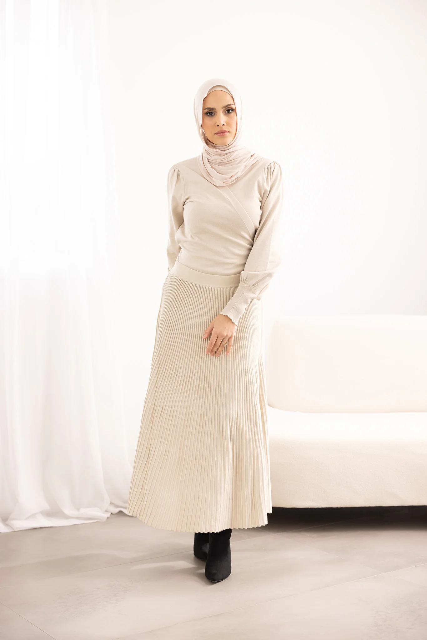 Lora Knit Skirt - Image 4