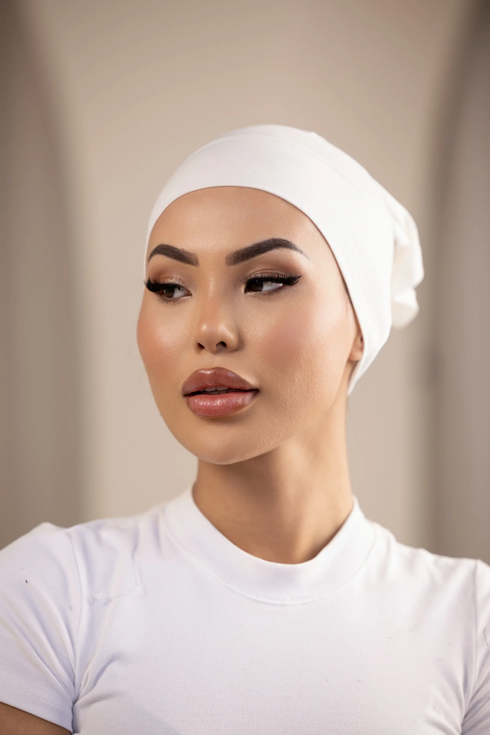 Luxury Jersey Open Cap - Shades of White - Image 4