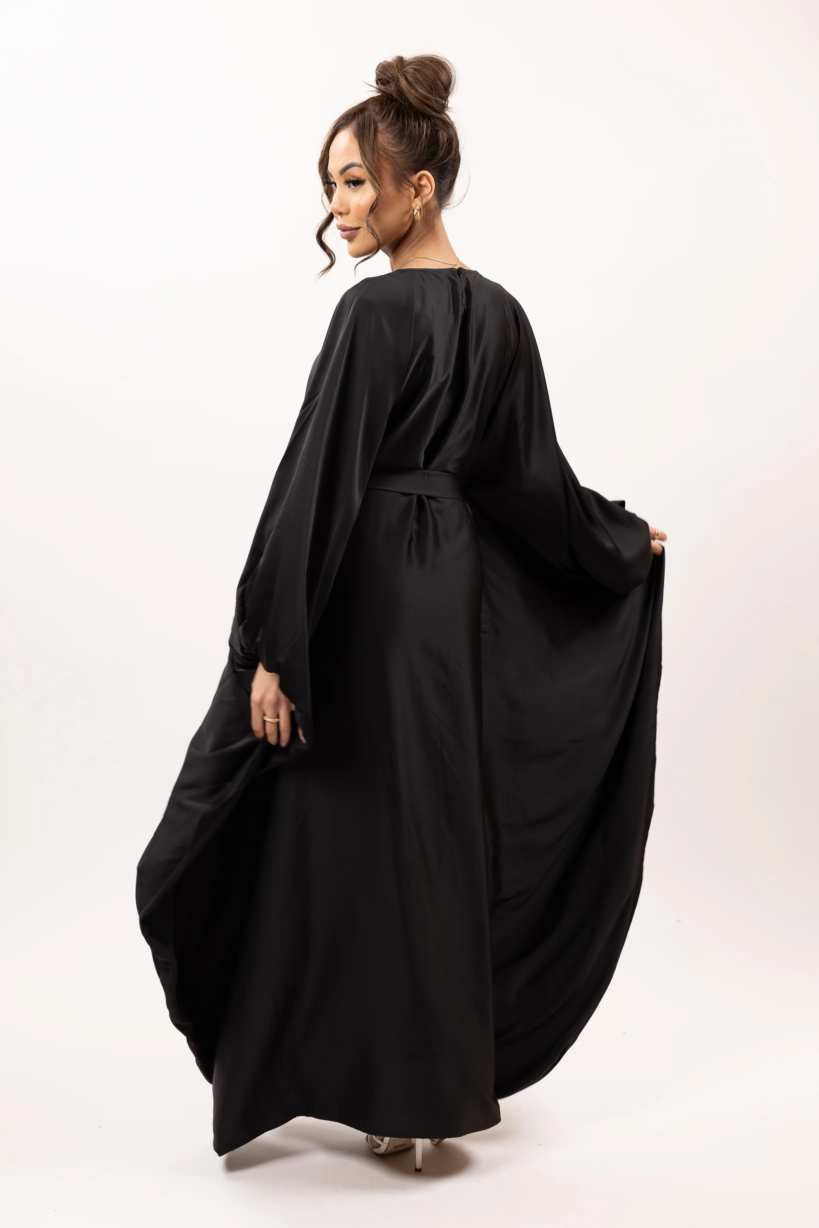 Mae Satin Kaftan - Image 10