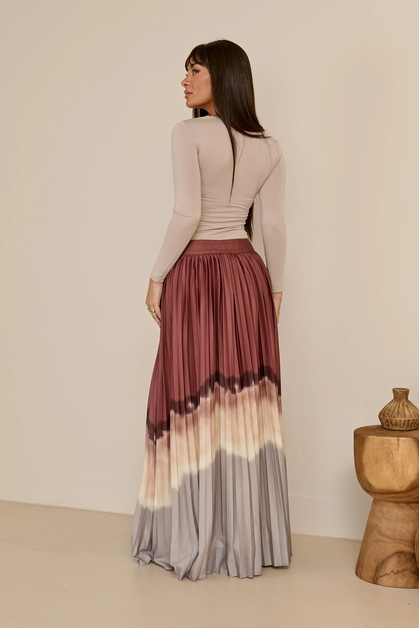 Miraj Tie Dye Pleat Skirt - Image 10