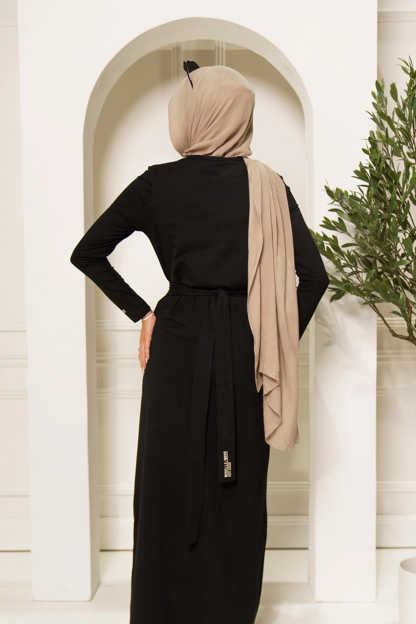 Modelle/Move Dana Tie Dress - Image 12