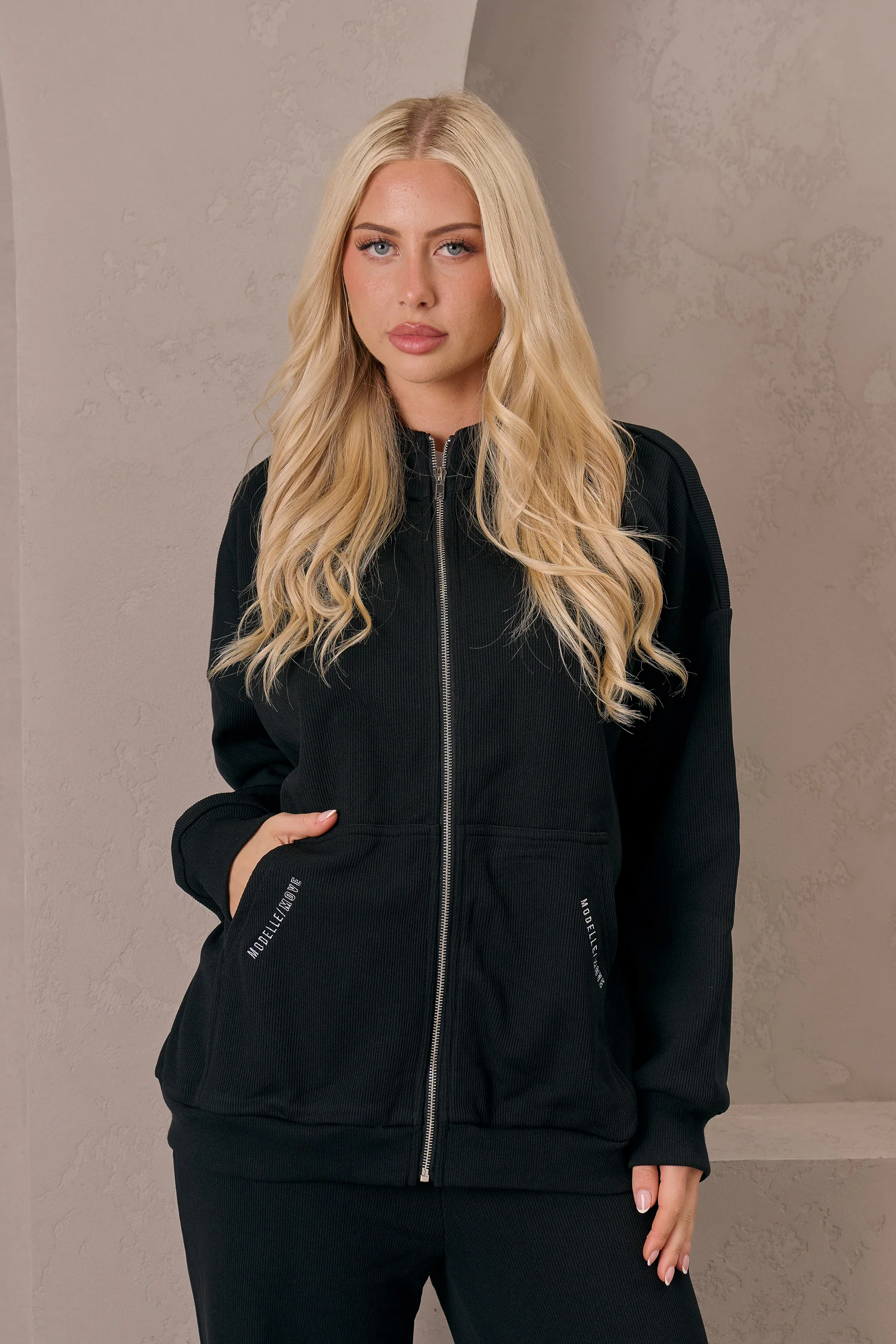 Modelle/Move Alma Lounge Jacket - Image 4