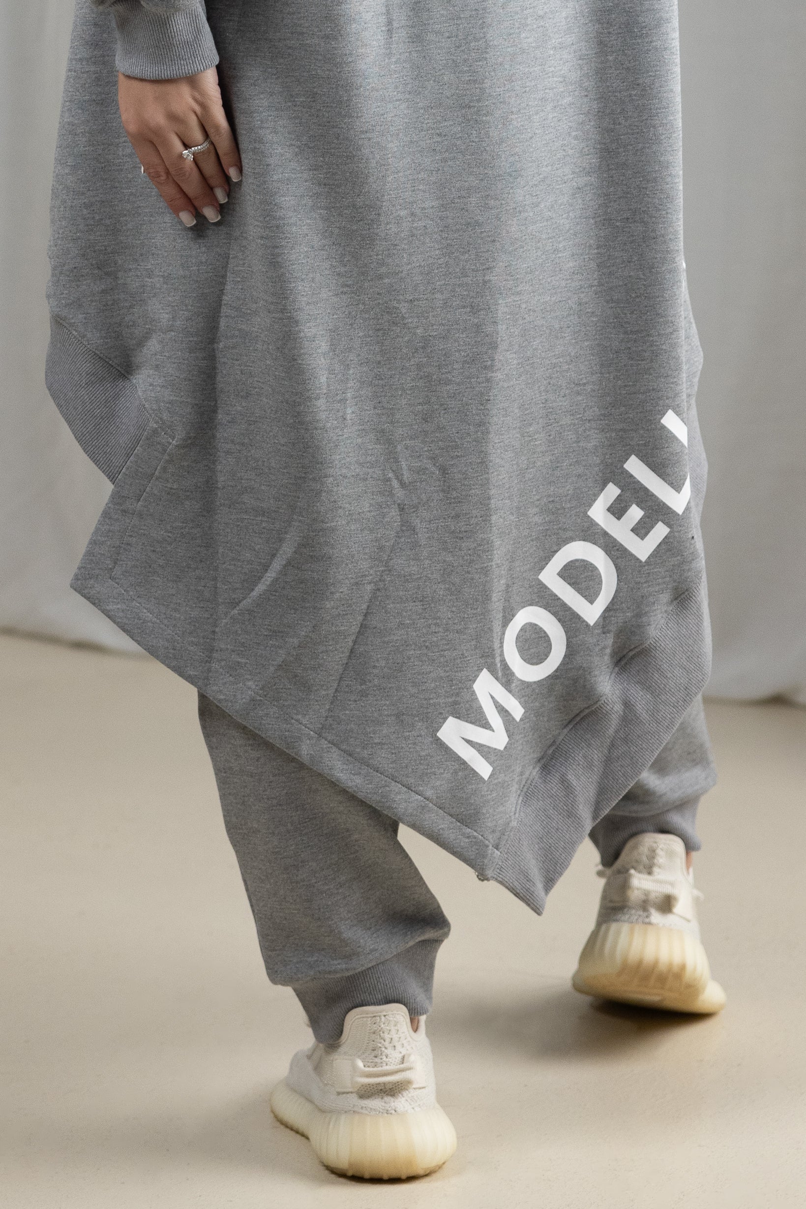 Modelle/Move Asymmetric Track Top - Image 4