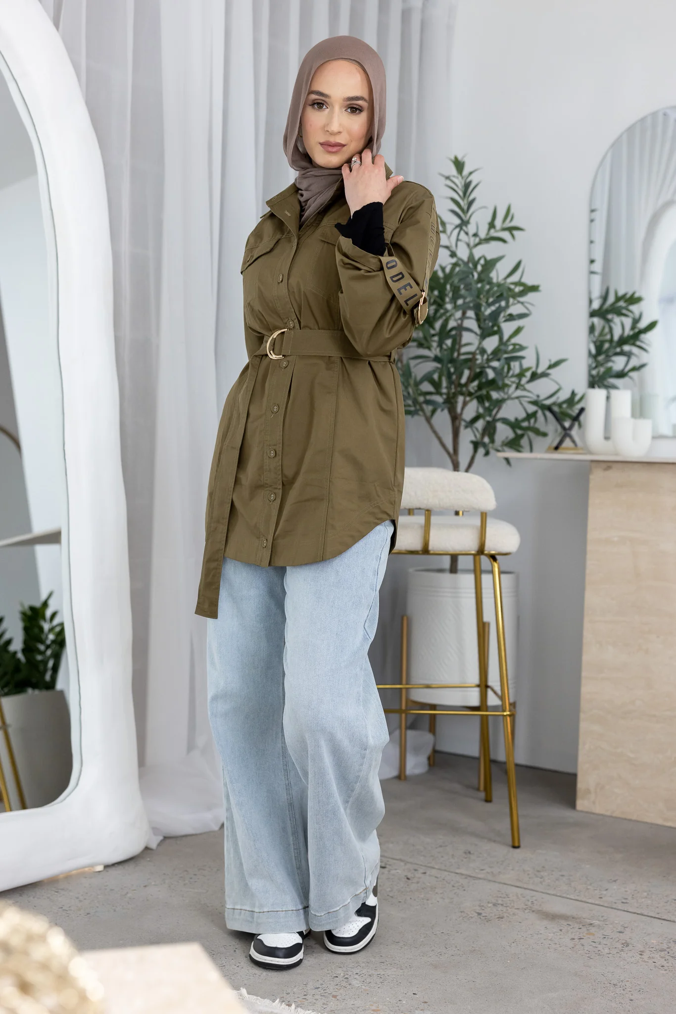 Modelle/Move Buckle Up Shirt - Image 12