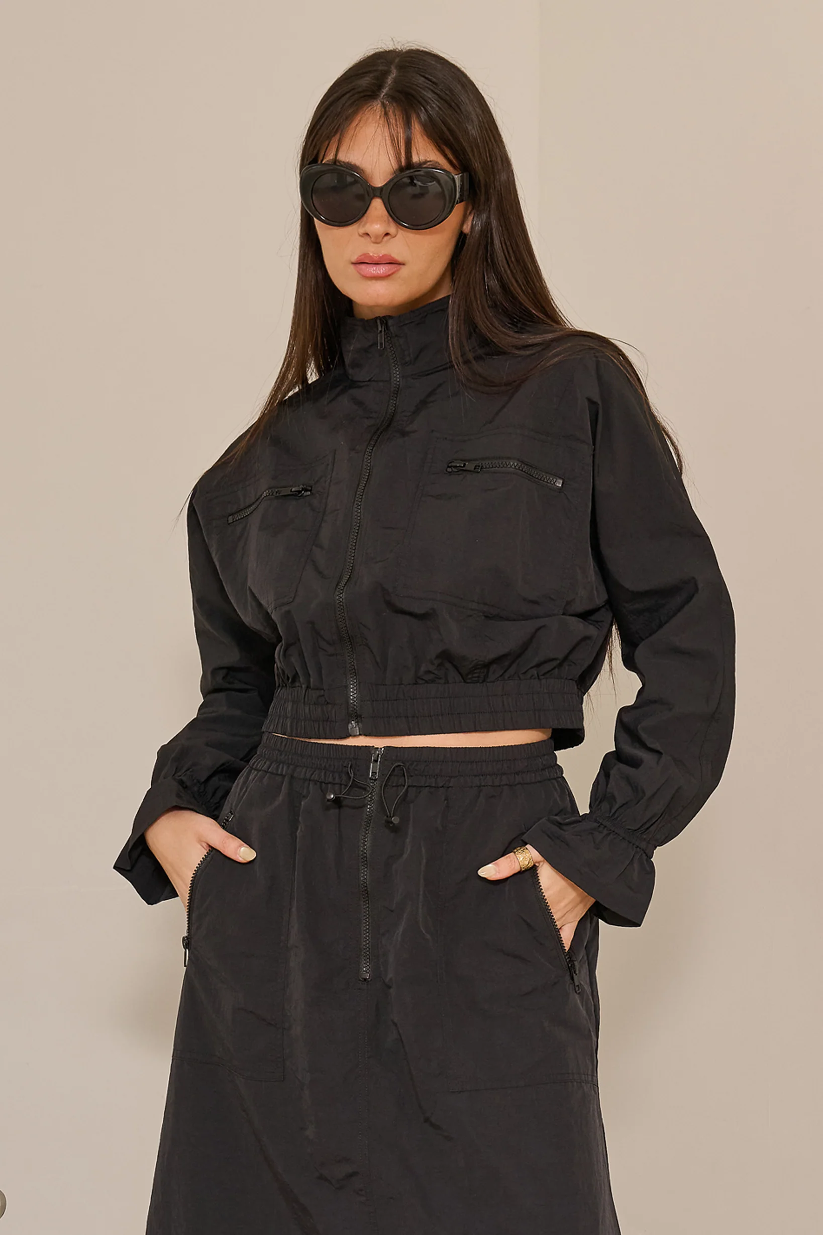 Modelle/Move Cargo Crop Jacket