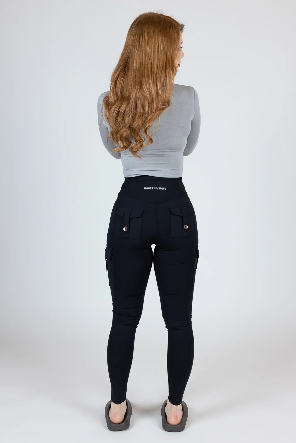 Modelle/Move Cargo Leggings - Image 9