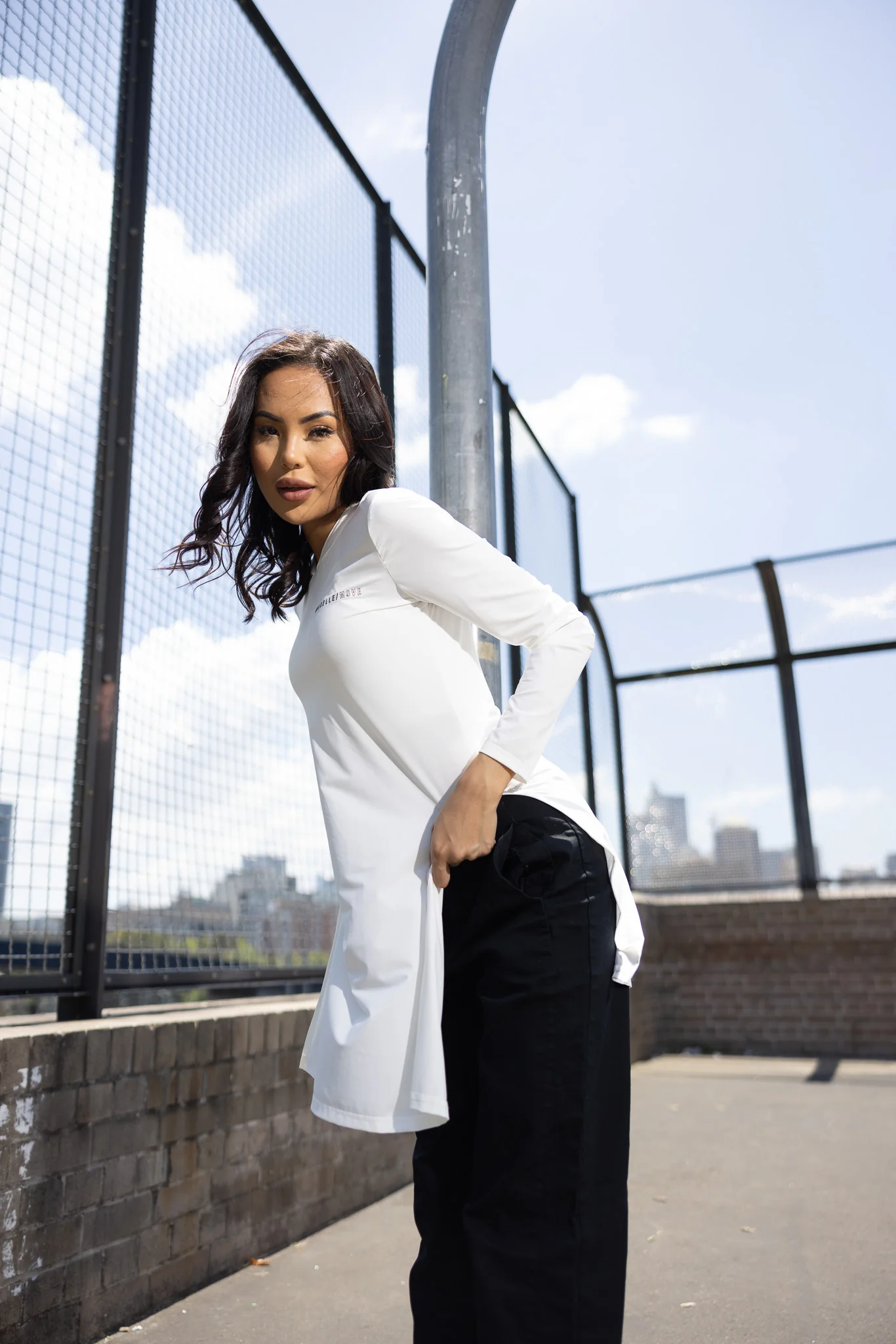 Modelle/Move Dri Fit Split Hoody - Image 3