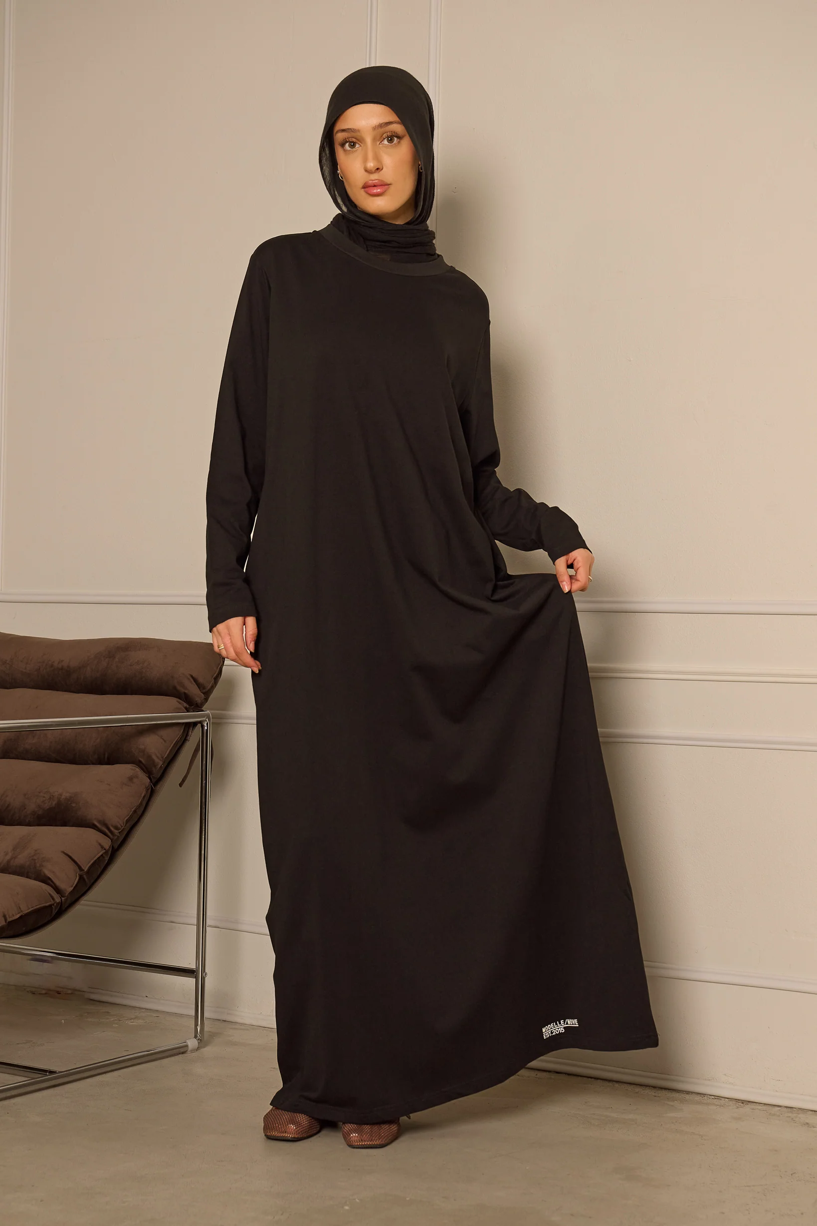 Modelle/Move Essential Maxi Dress —  Aurum Edit - Image 3