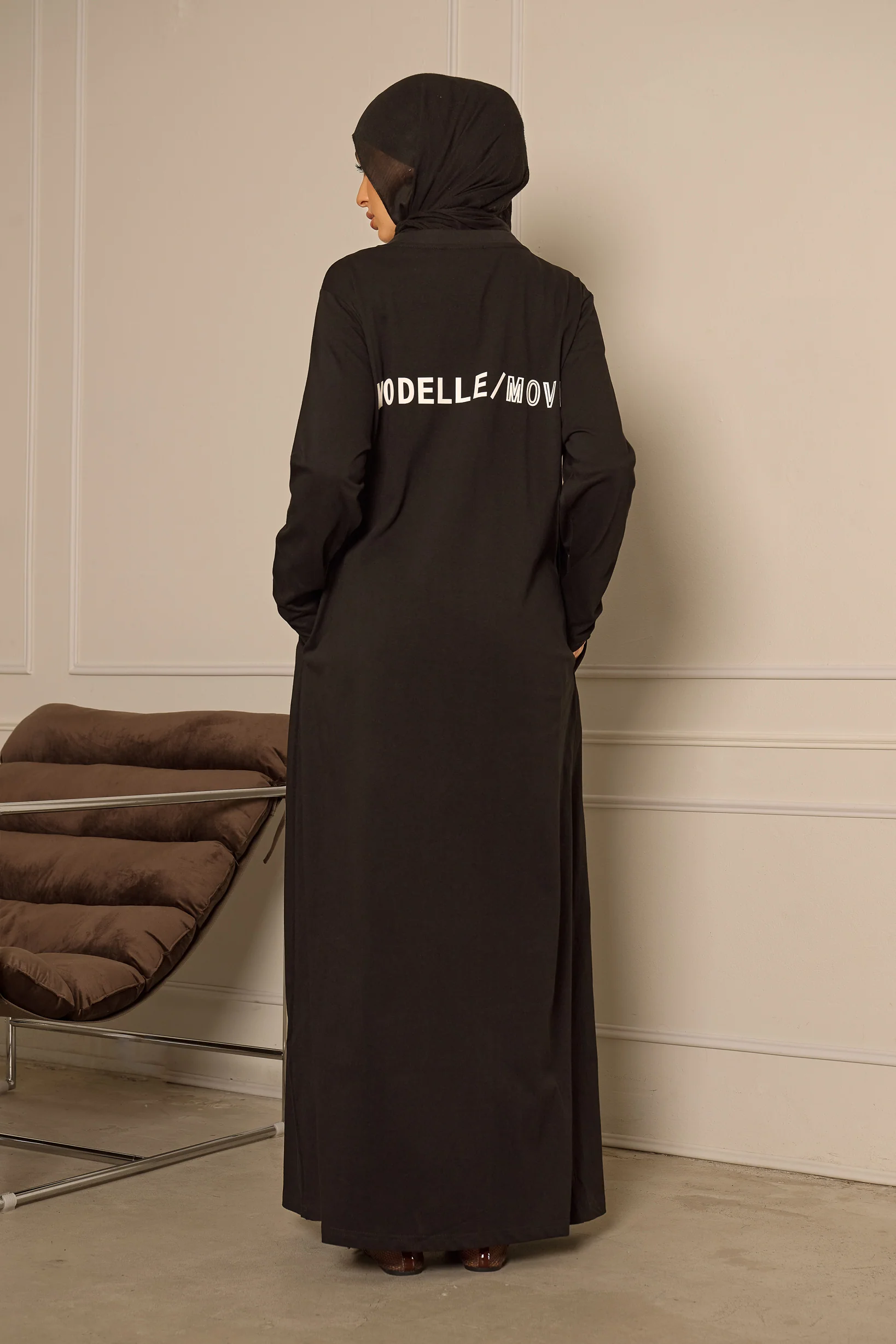 Modelle/Move Essential Maxi Dress —  Aurum Edit - Image 7