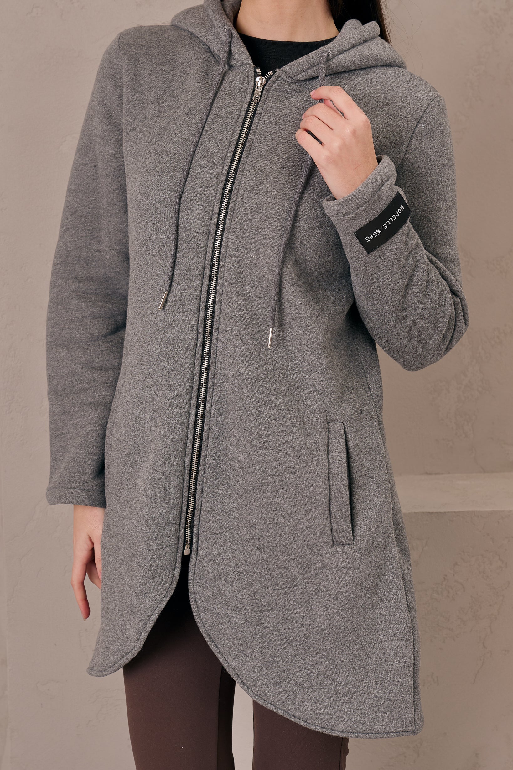 Modelle/Move Foundation Jacket - Image 9