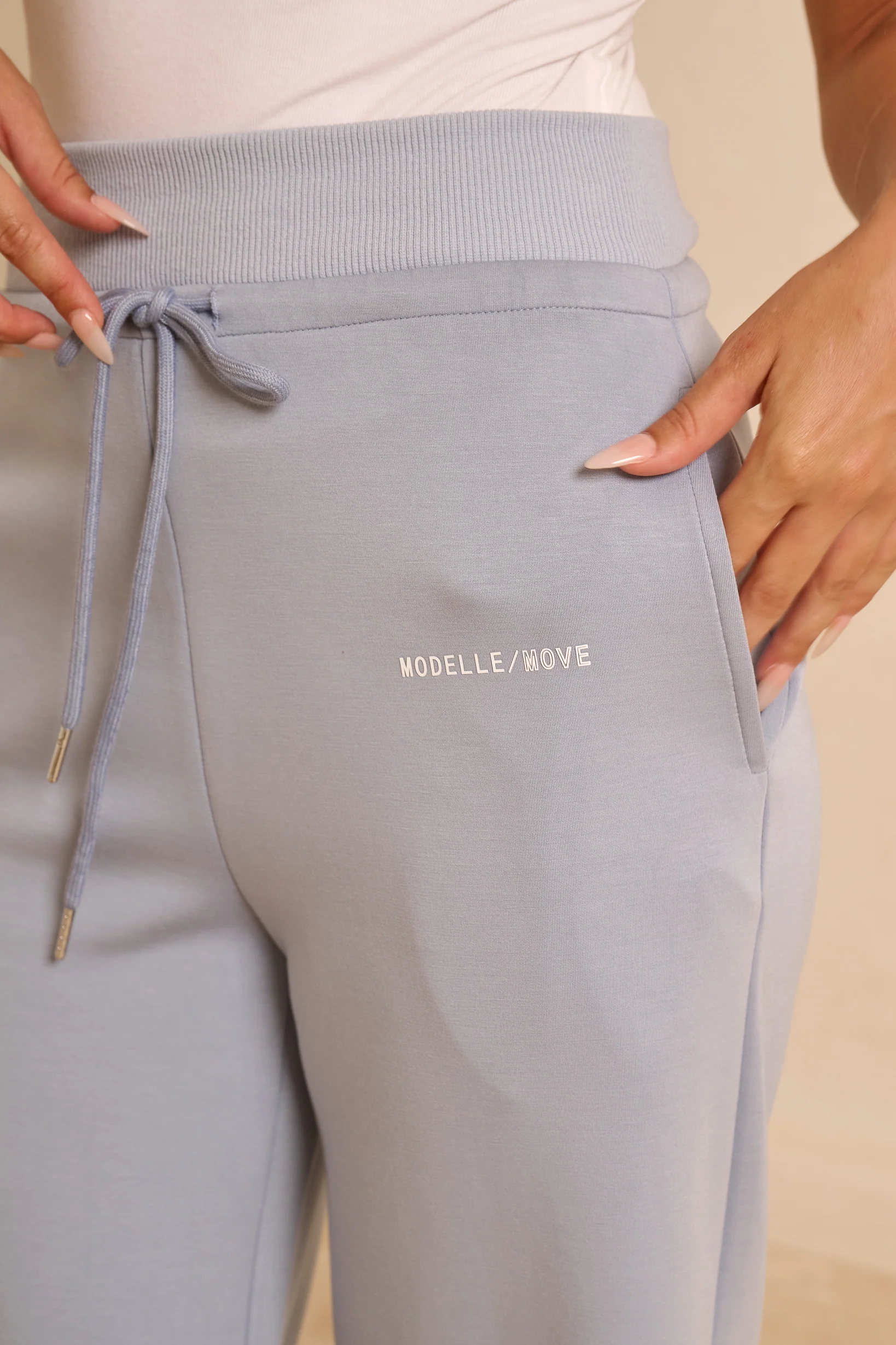 Modelle/Move Juno Pants — ÈLAN Edit - Image 10