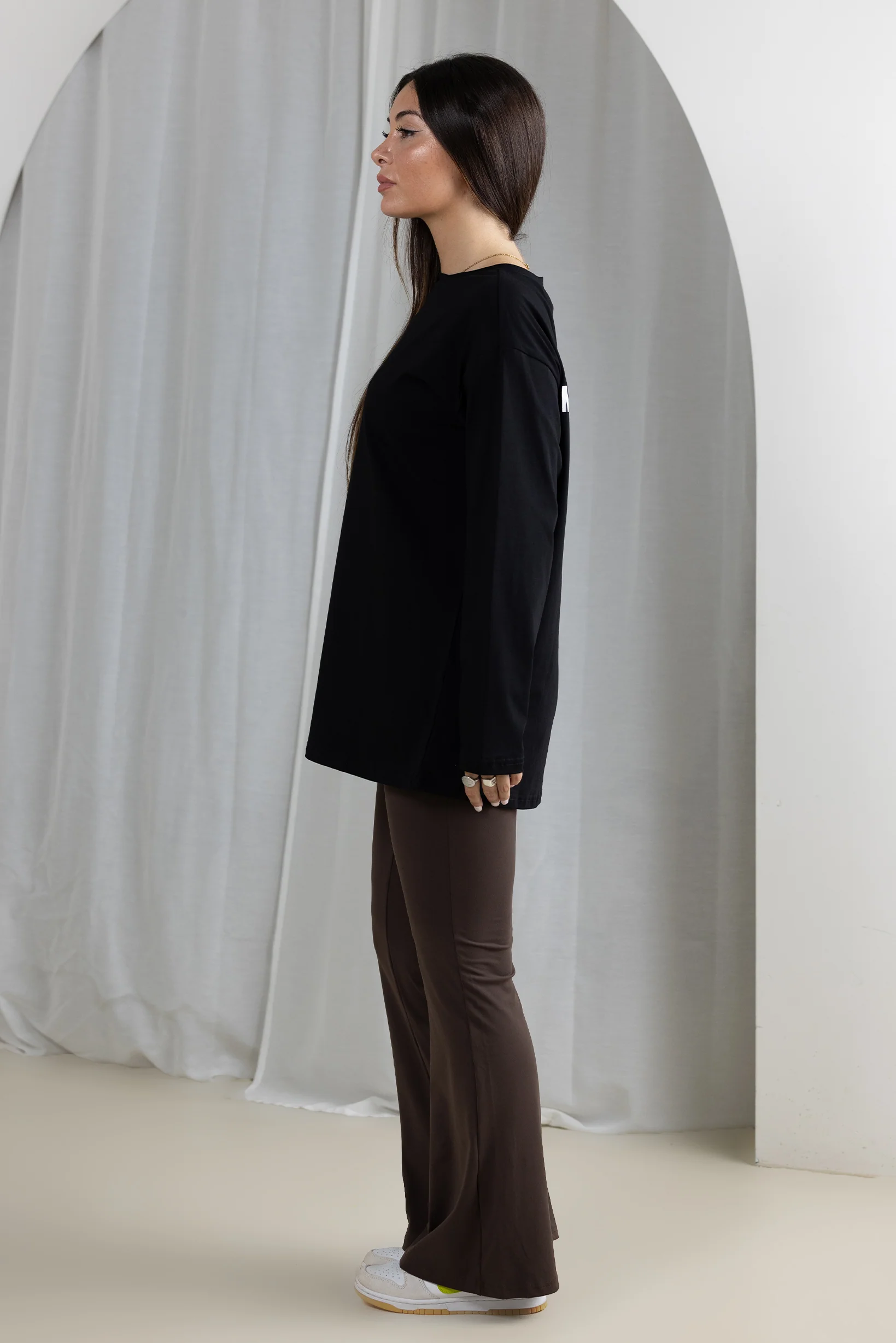 Modelle/Move Long Sleeve Oversizes Tee - Image 7
