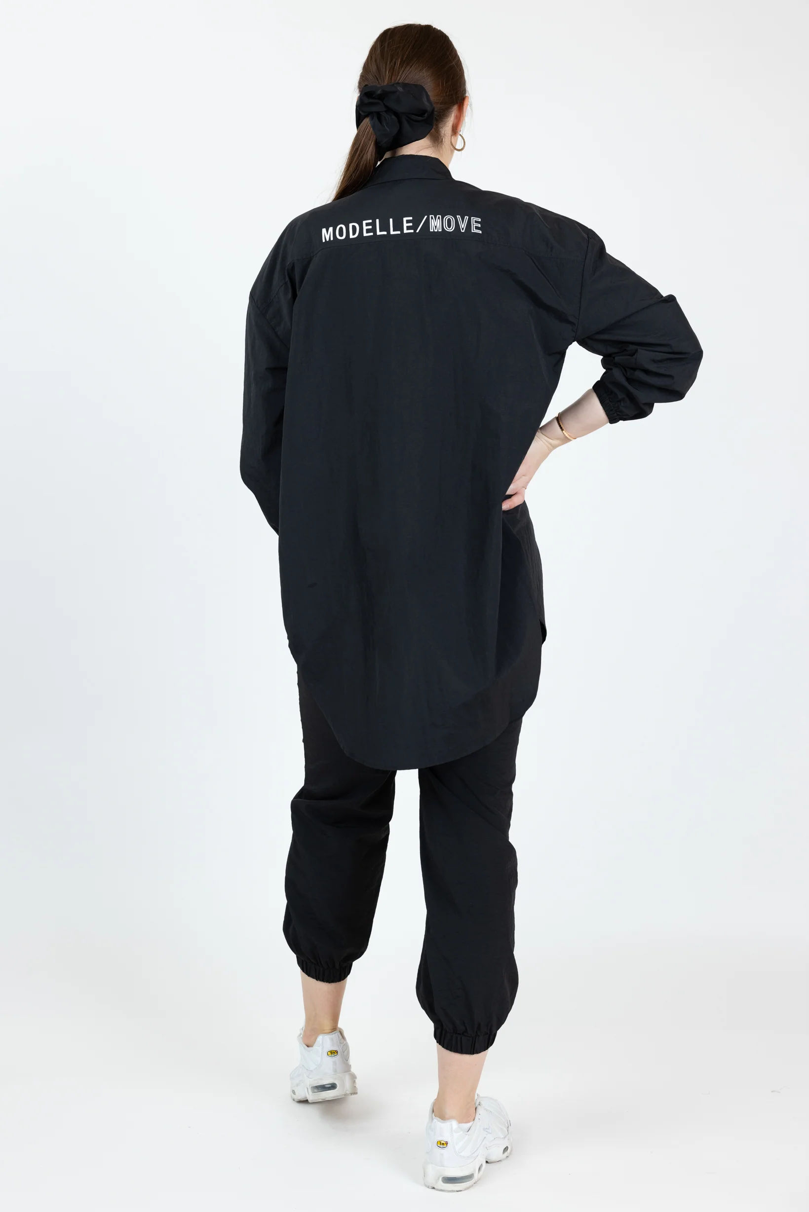 Modelle/Move Parachute Pants - Image 12