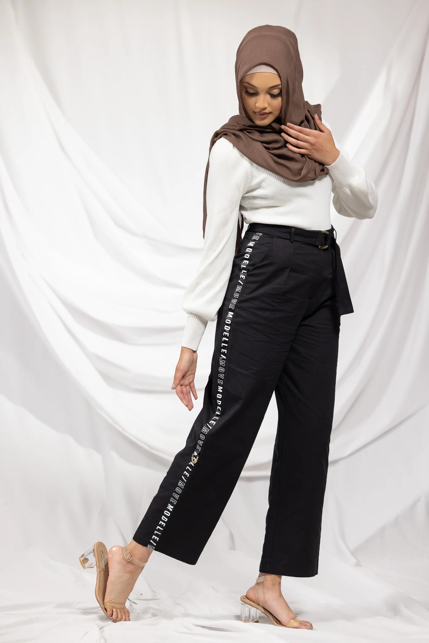 Modelle/Move Salome Detailed Pants - Image 9