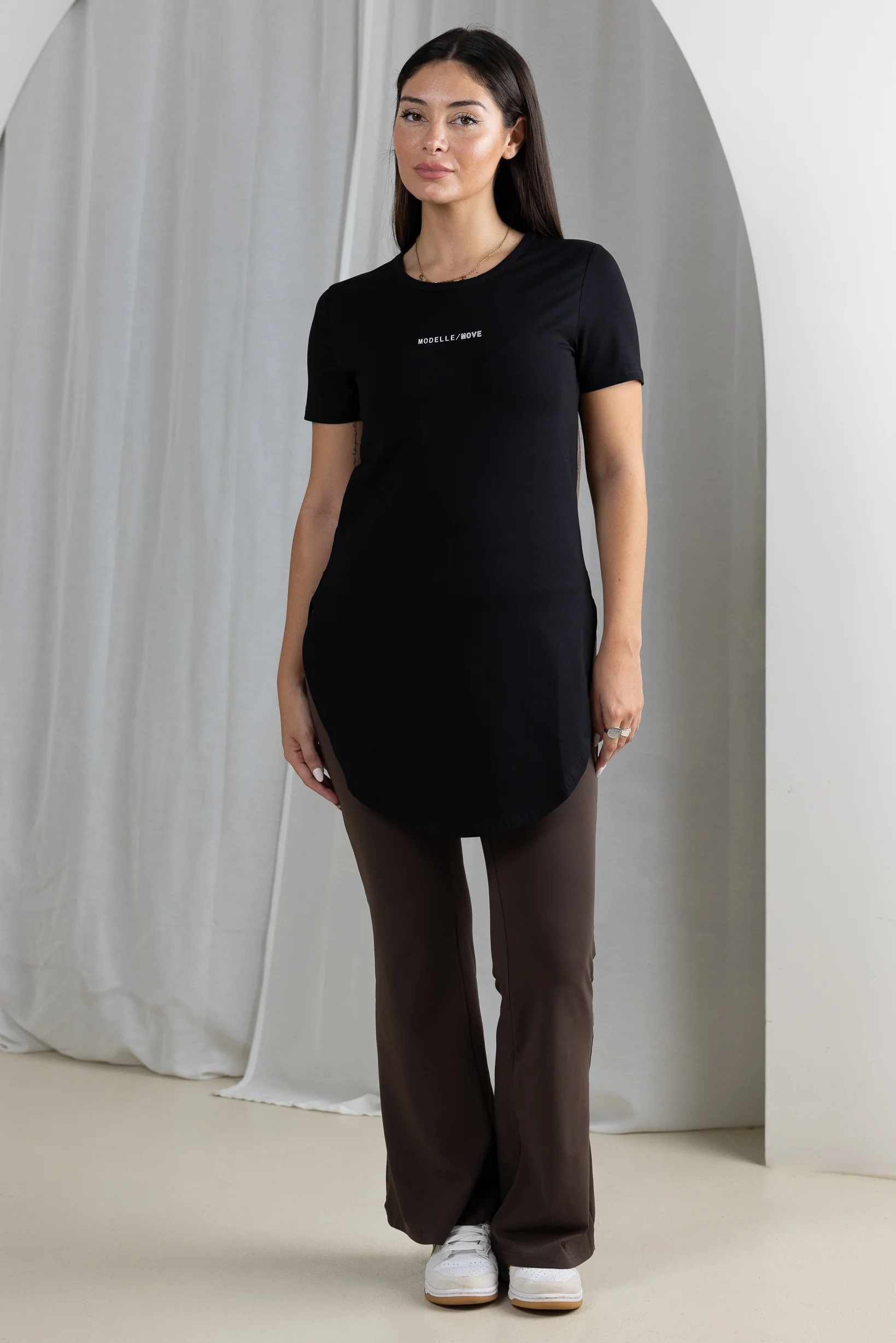 Modelle/Move Short Sleeve Loop Top - Image 2