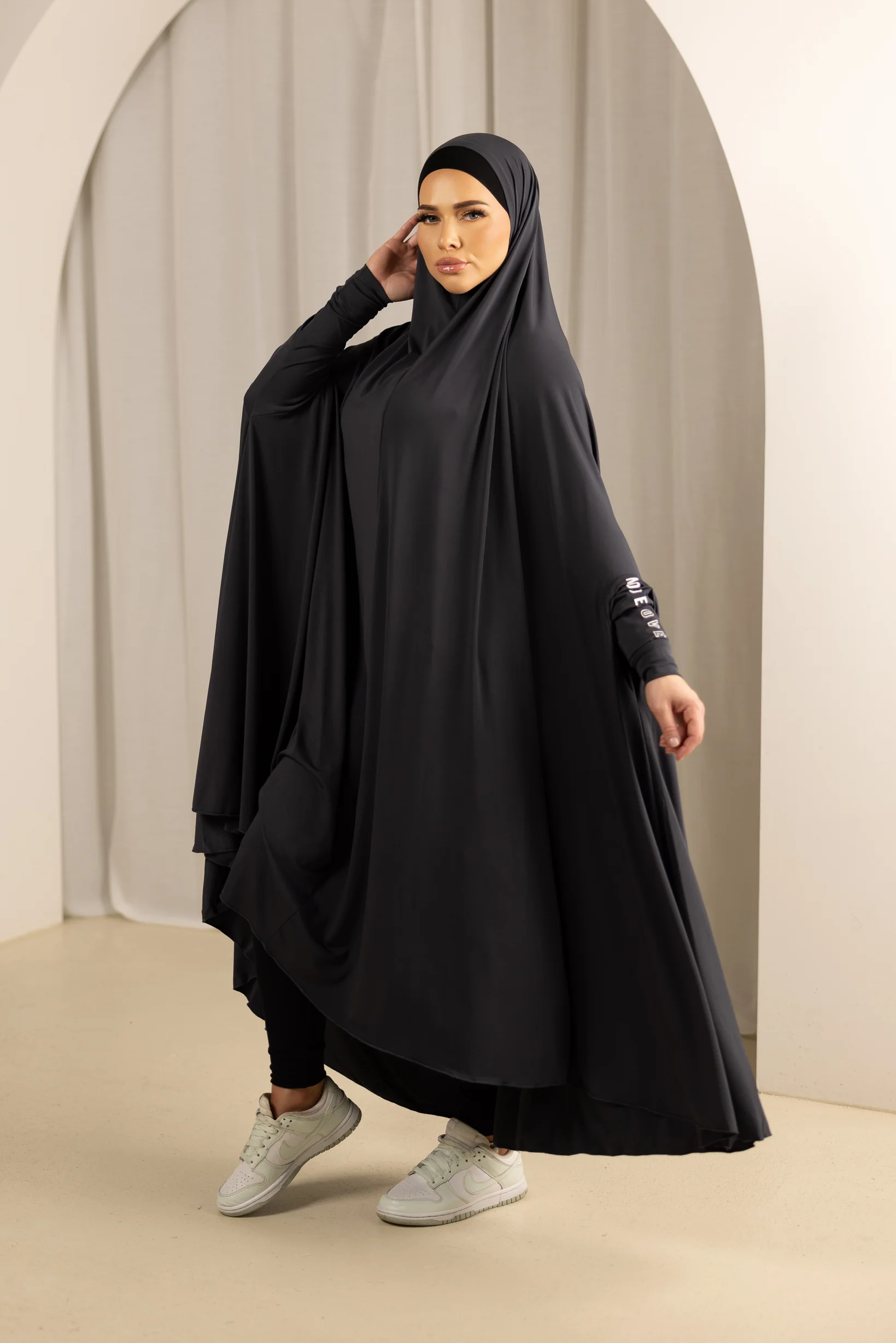Modelle/Move Sleeve Jilbab - Dark Shades - Image 2