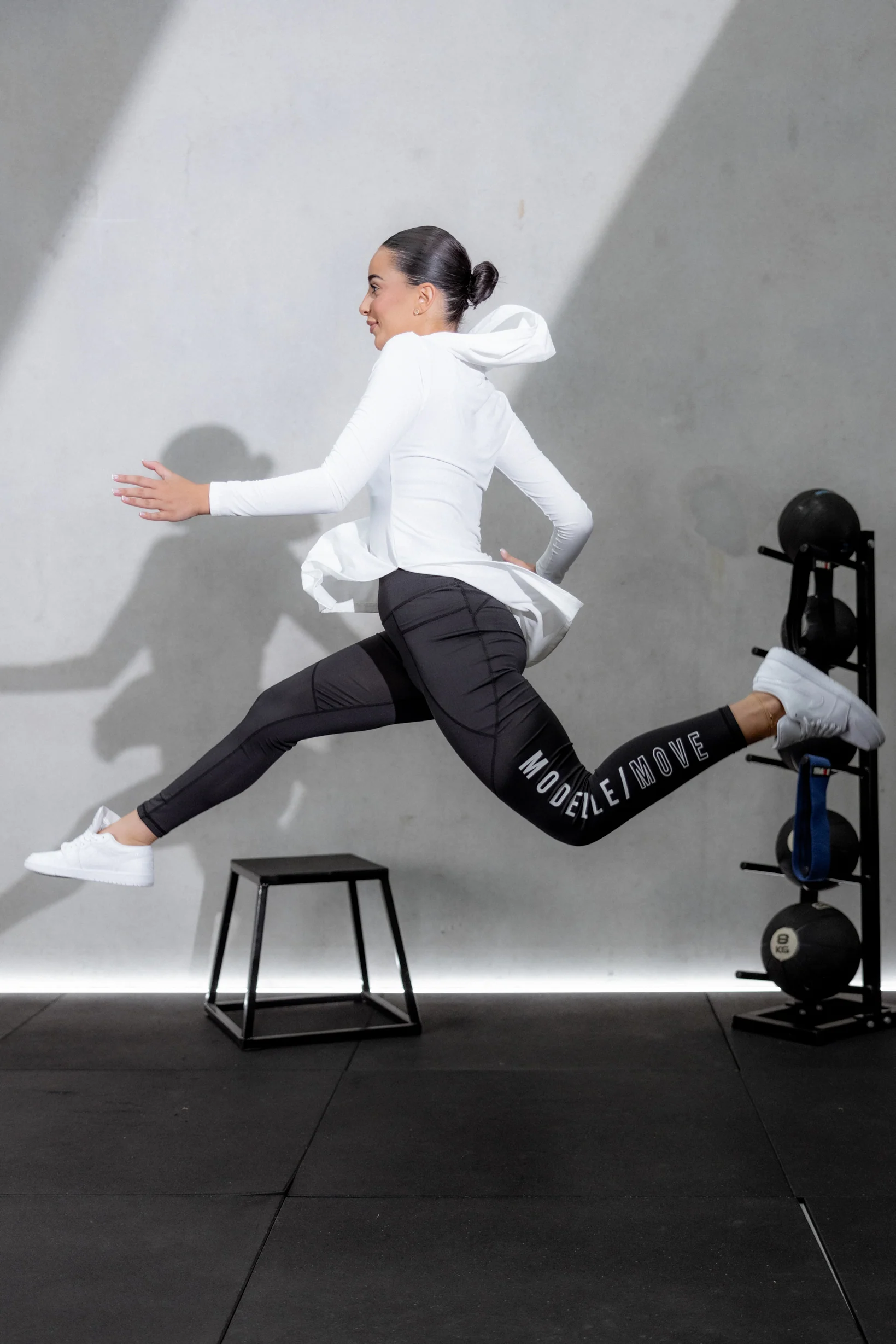 Modelle/Move Sports Leggings - Image 2