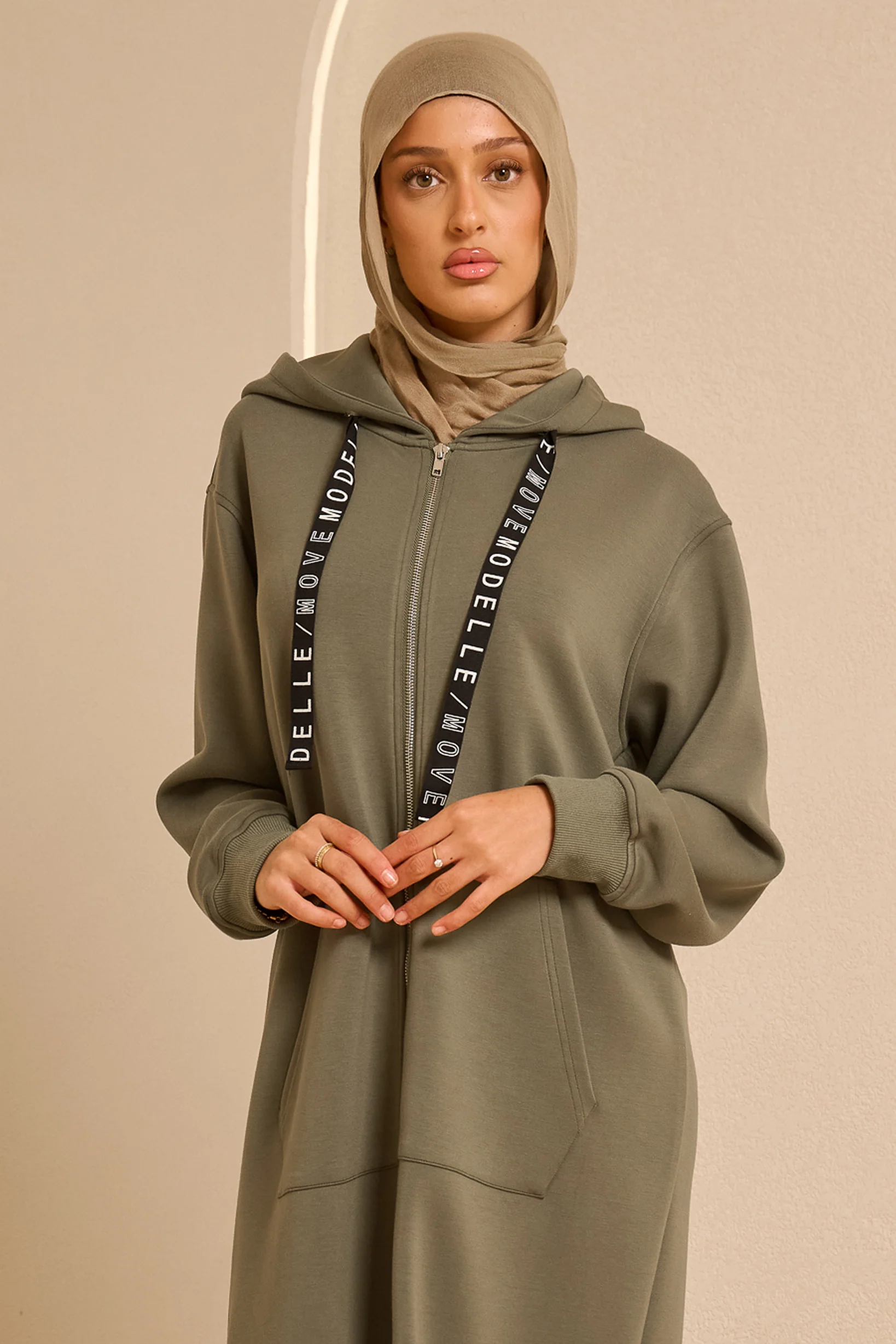 Modelle/Move Tempo Zip Maxi — ÈLAN Edit - Image 2
