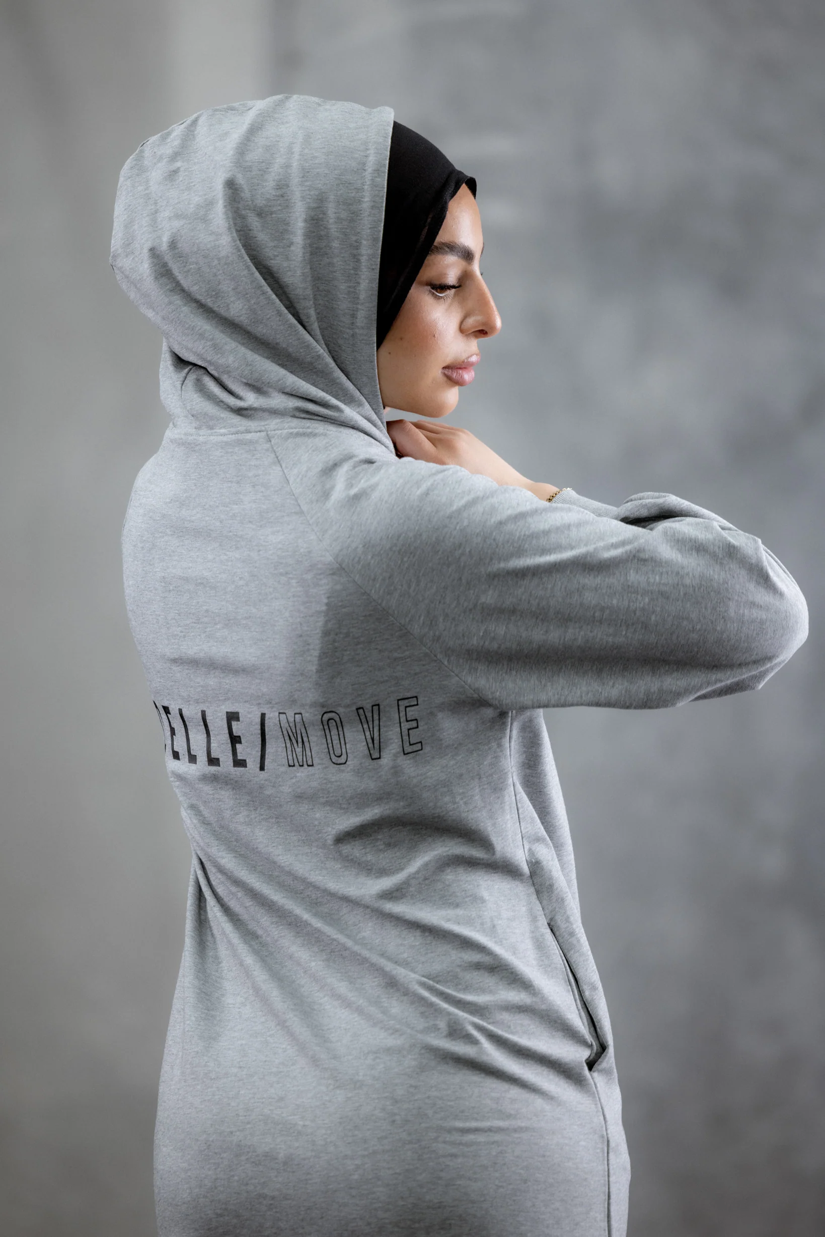 Modelle/Move Zip Hooded Jacket - Image 2
