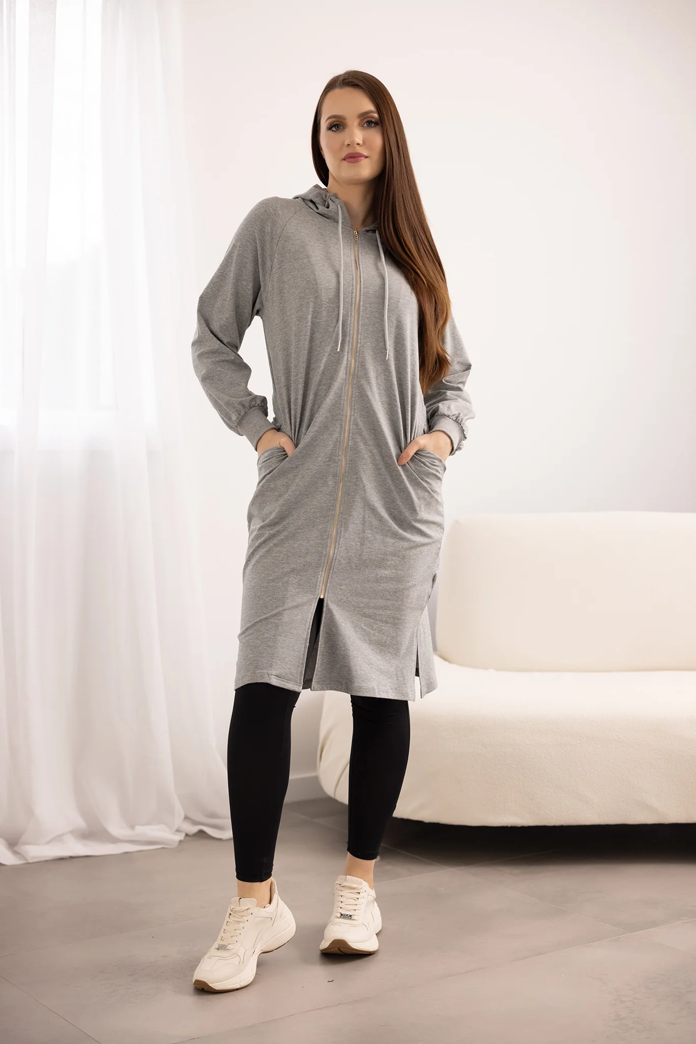Modelle/Move Zip Hooded Jacket - Image 4
