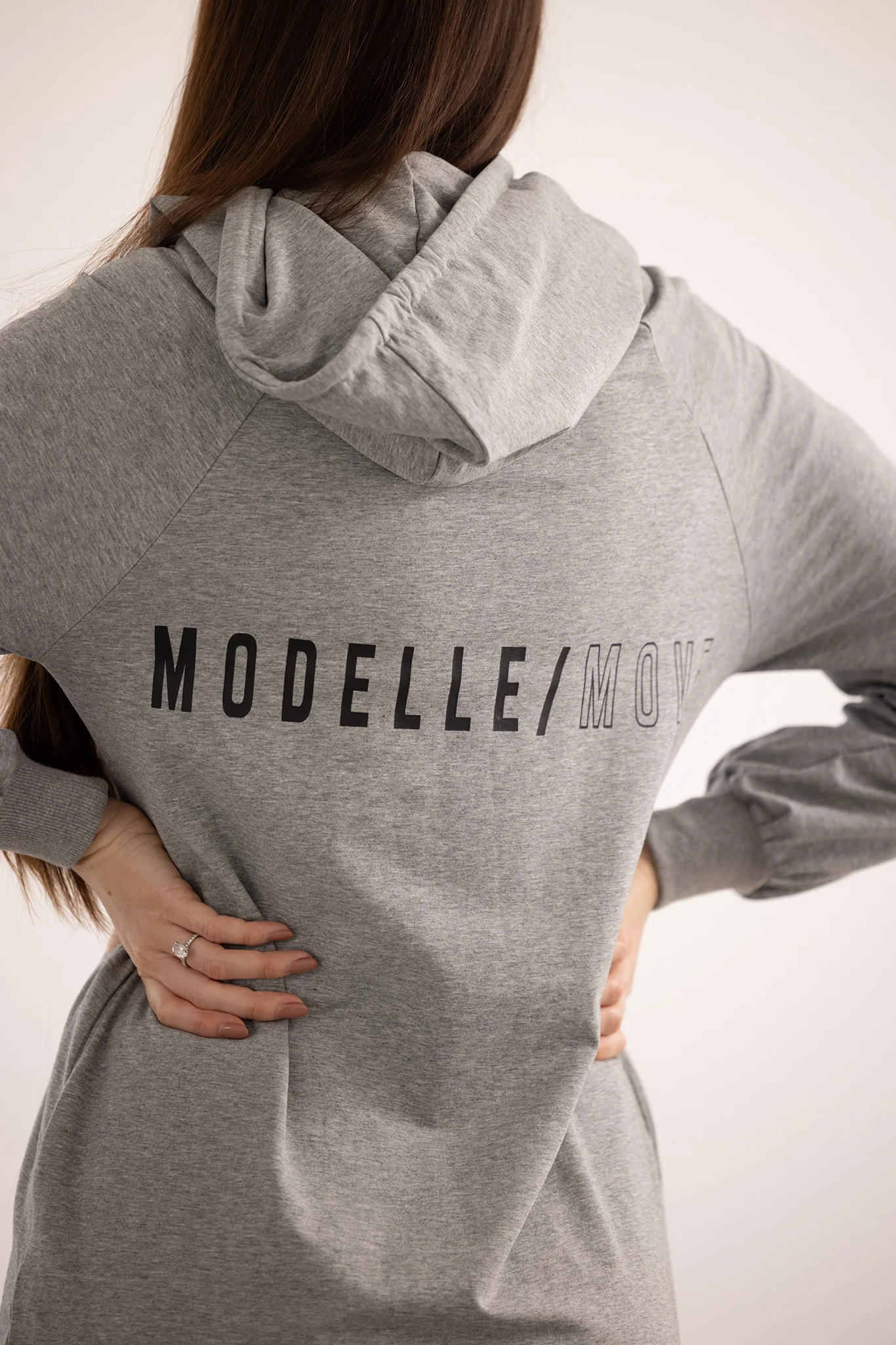 Modelle/Move Zip Hooded Jacket - Image 5