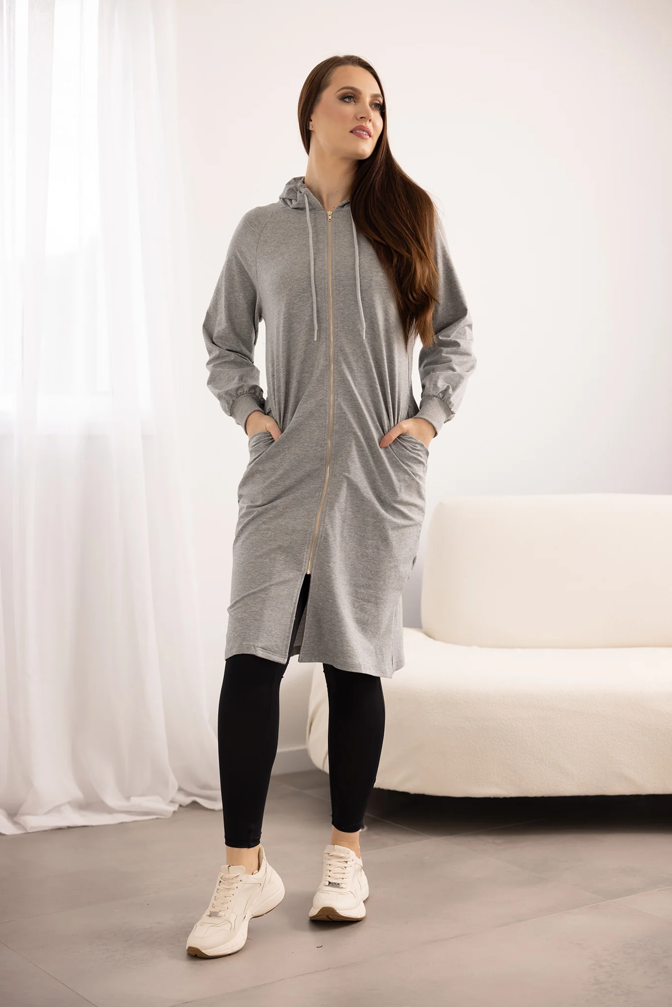 Modelle/Move Zip Hooded Jacket - Image 7