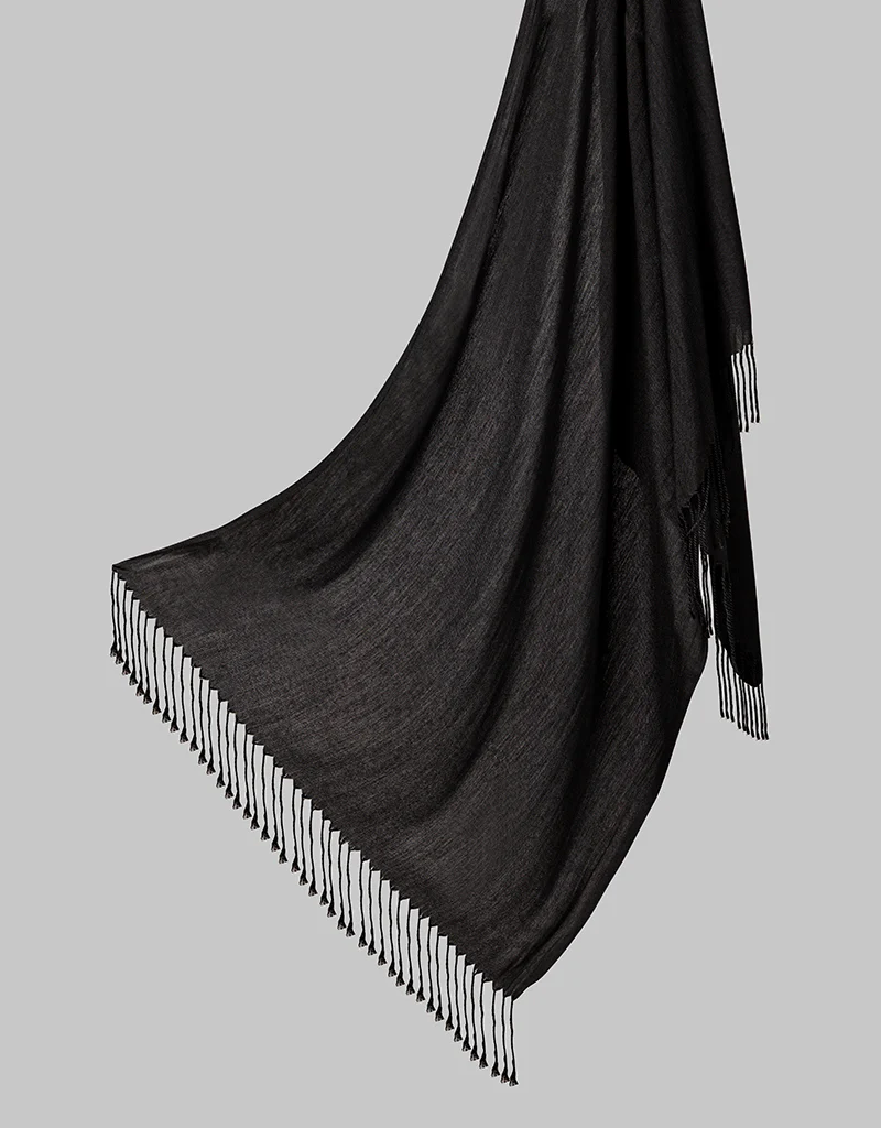 Modelle Twisted Scarves - Shades of Black - Image 9