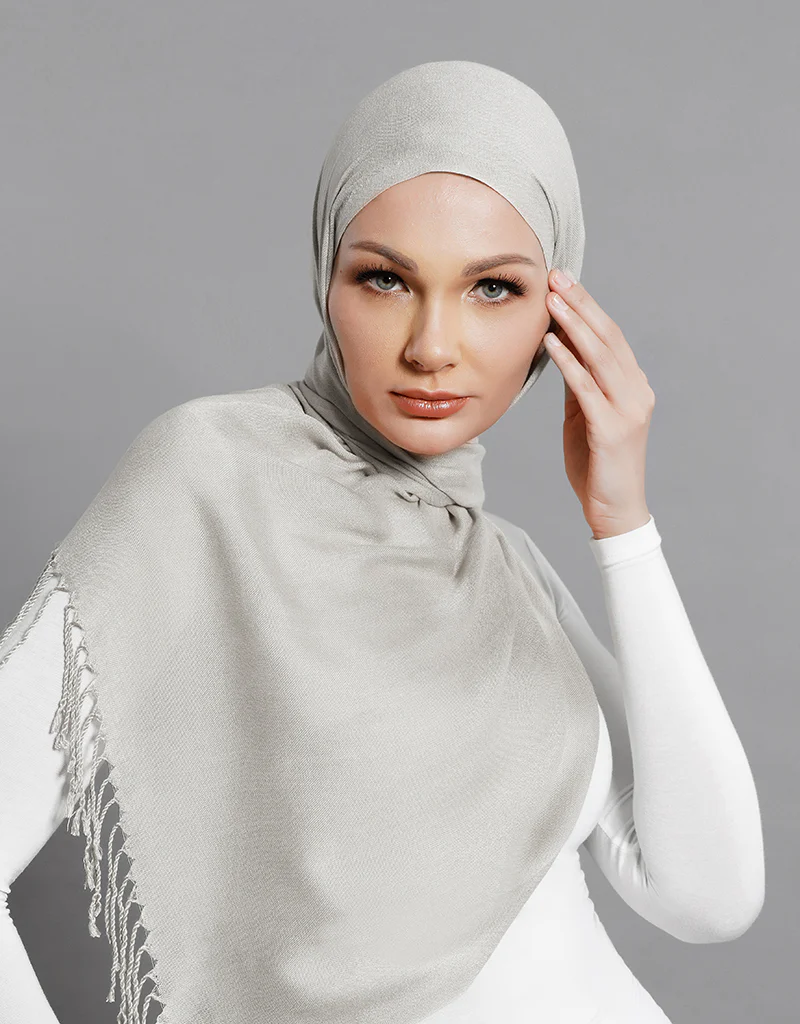 Modelle Twisted Scarves - Shades of White - Image 5