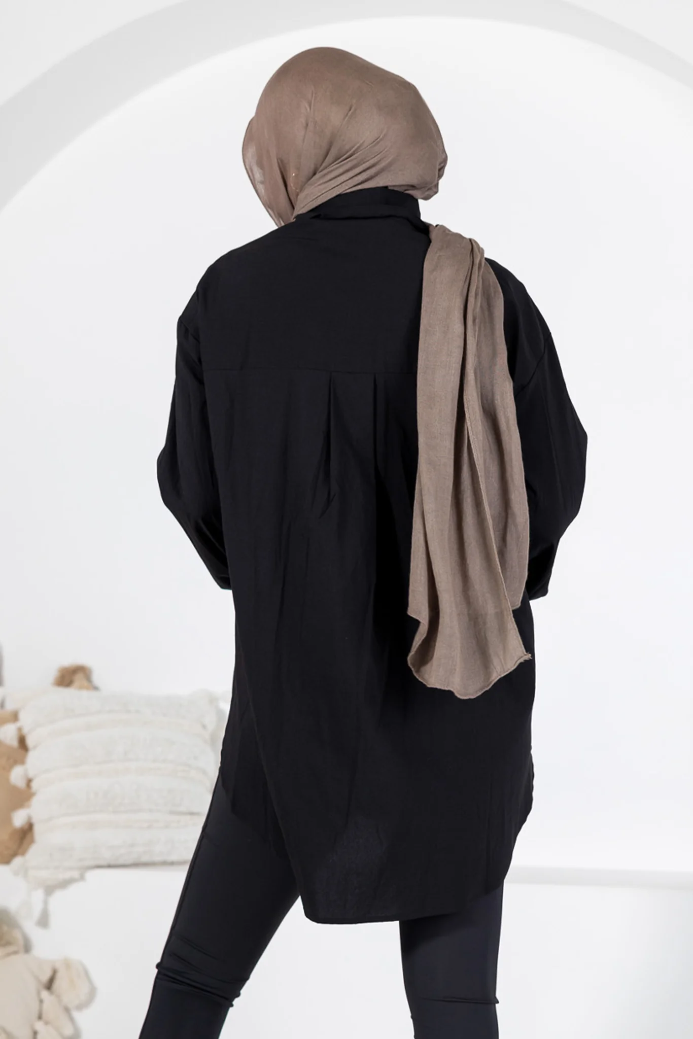 Nyra Button Blouse - Image 9