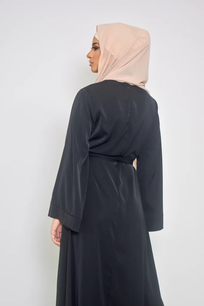 Open Sleeve Abaya - Shades of Black - Image 10