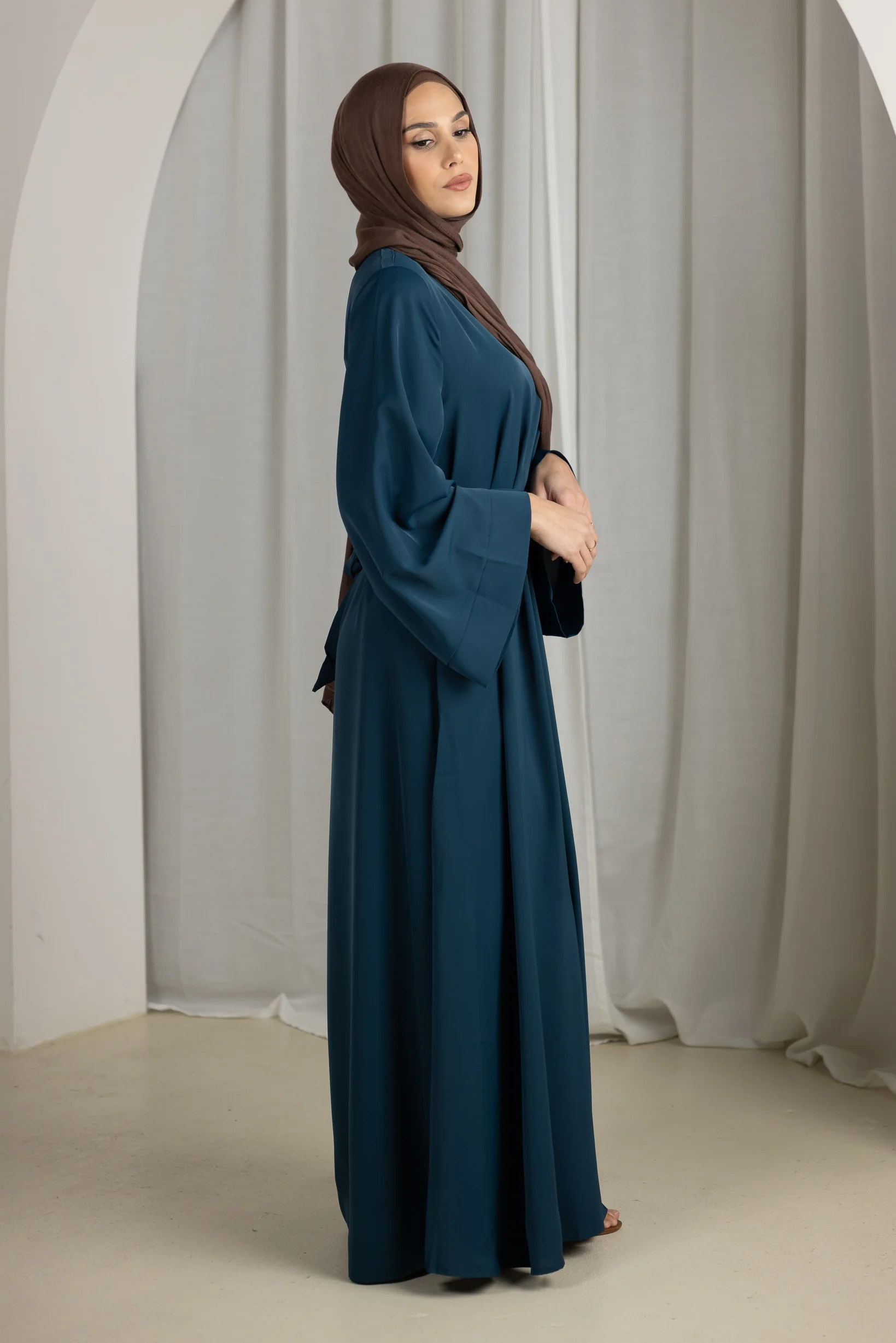 Open Sleeve Abaya - Shades of Blue - Image 3