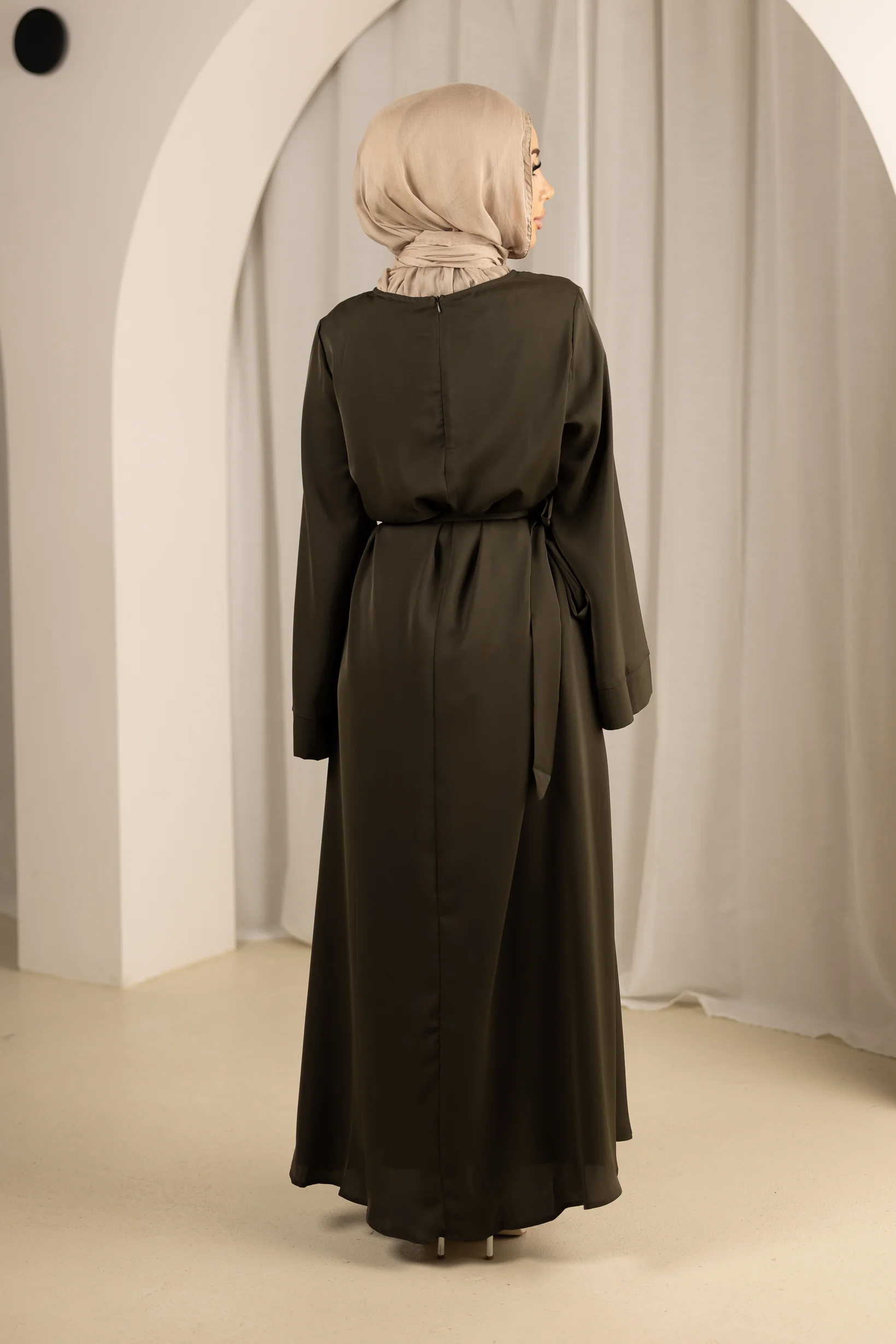 Open Sleeve Abaya - Shades of Green - Image 12