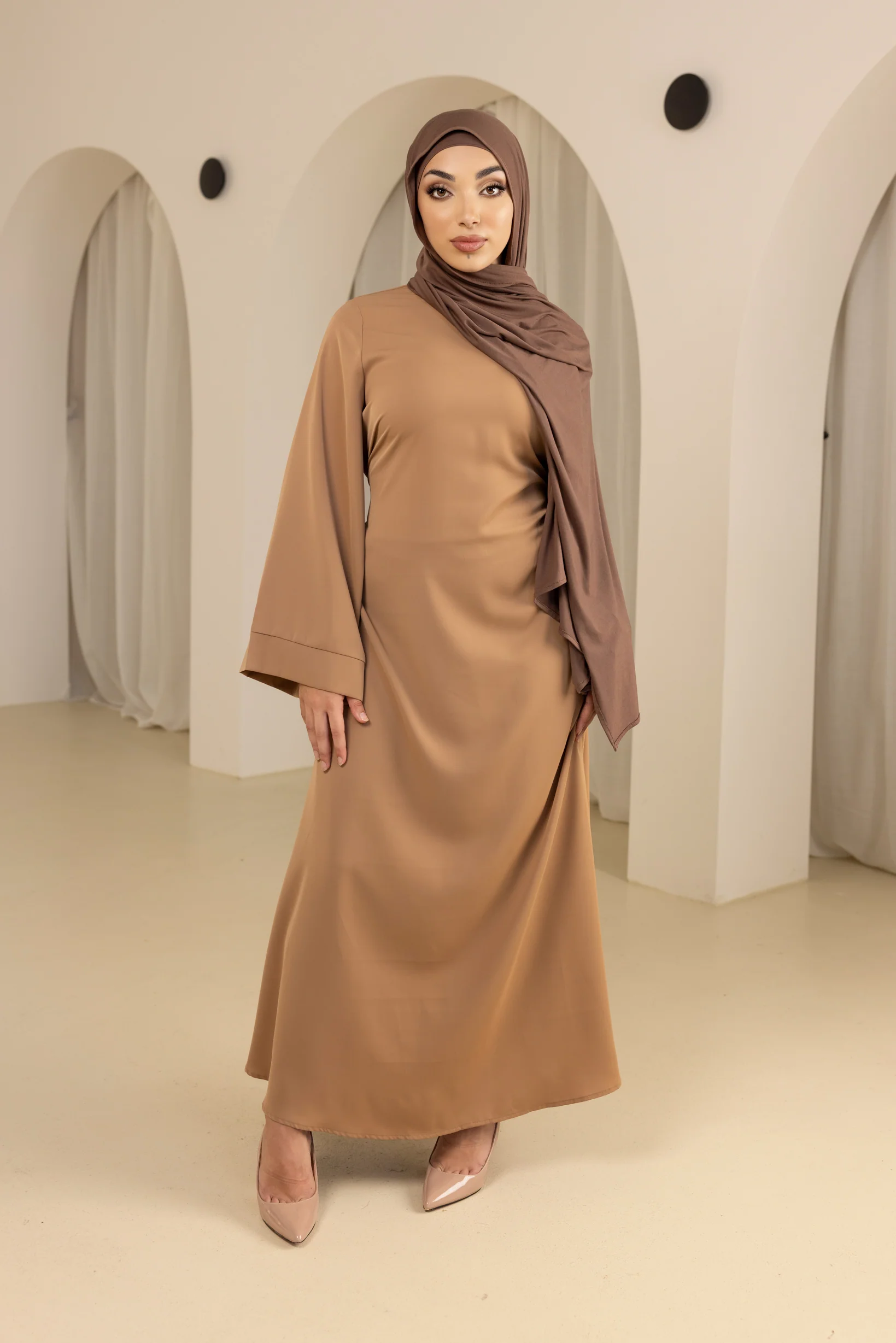 Open Sleeve Abaya - Shades of Nude - Image 14