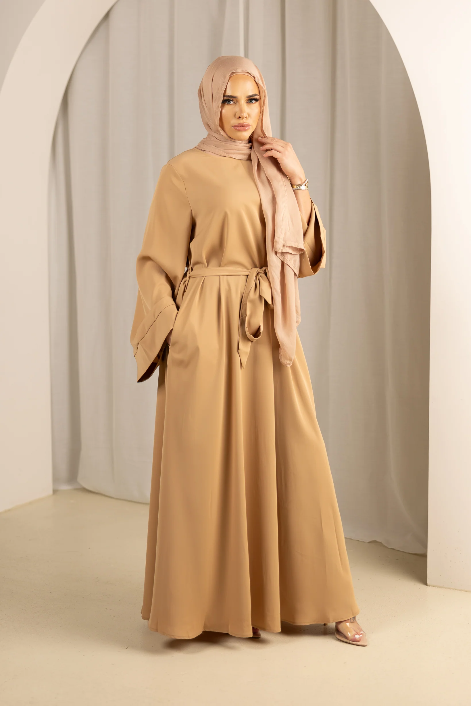 Open Sleeve Abaya - Shades of Nude - Image 9
