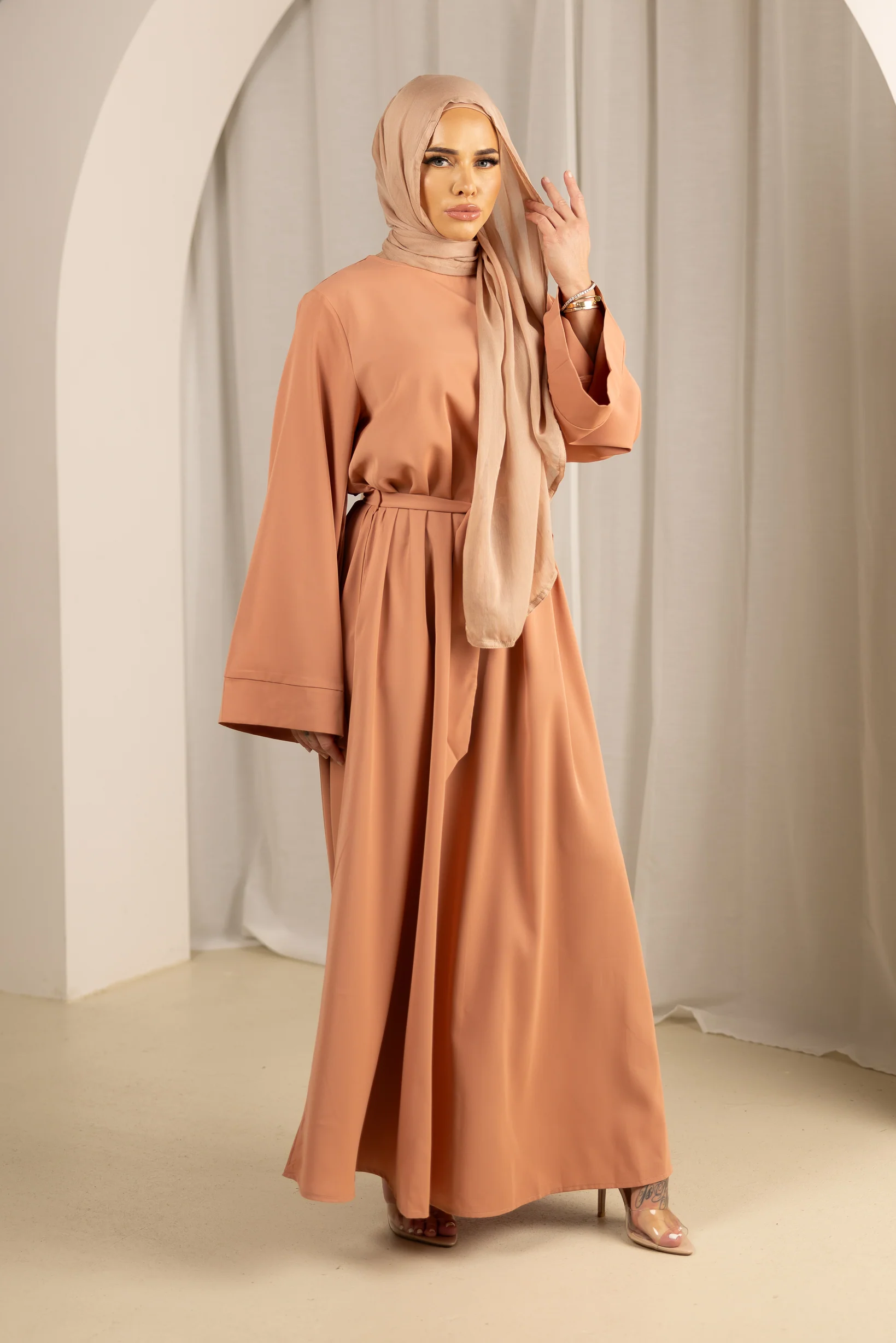 Open Sleeve Abaya - Shades of Pink - Image 4
