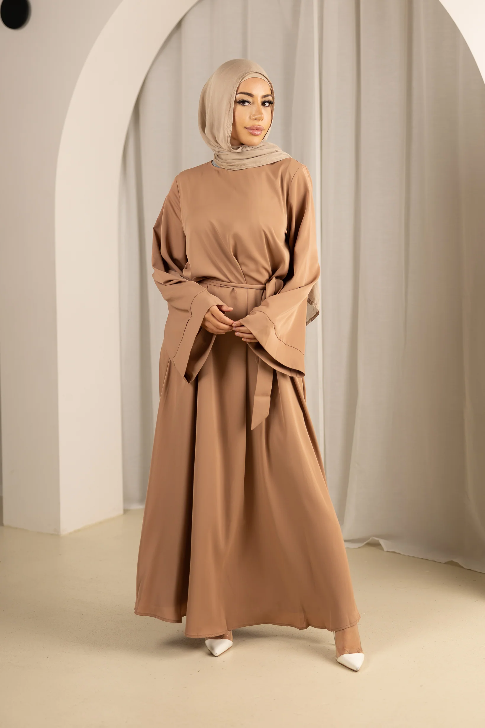 Open Sleeve Abaya - Shades of Pink - Image 8