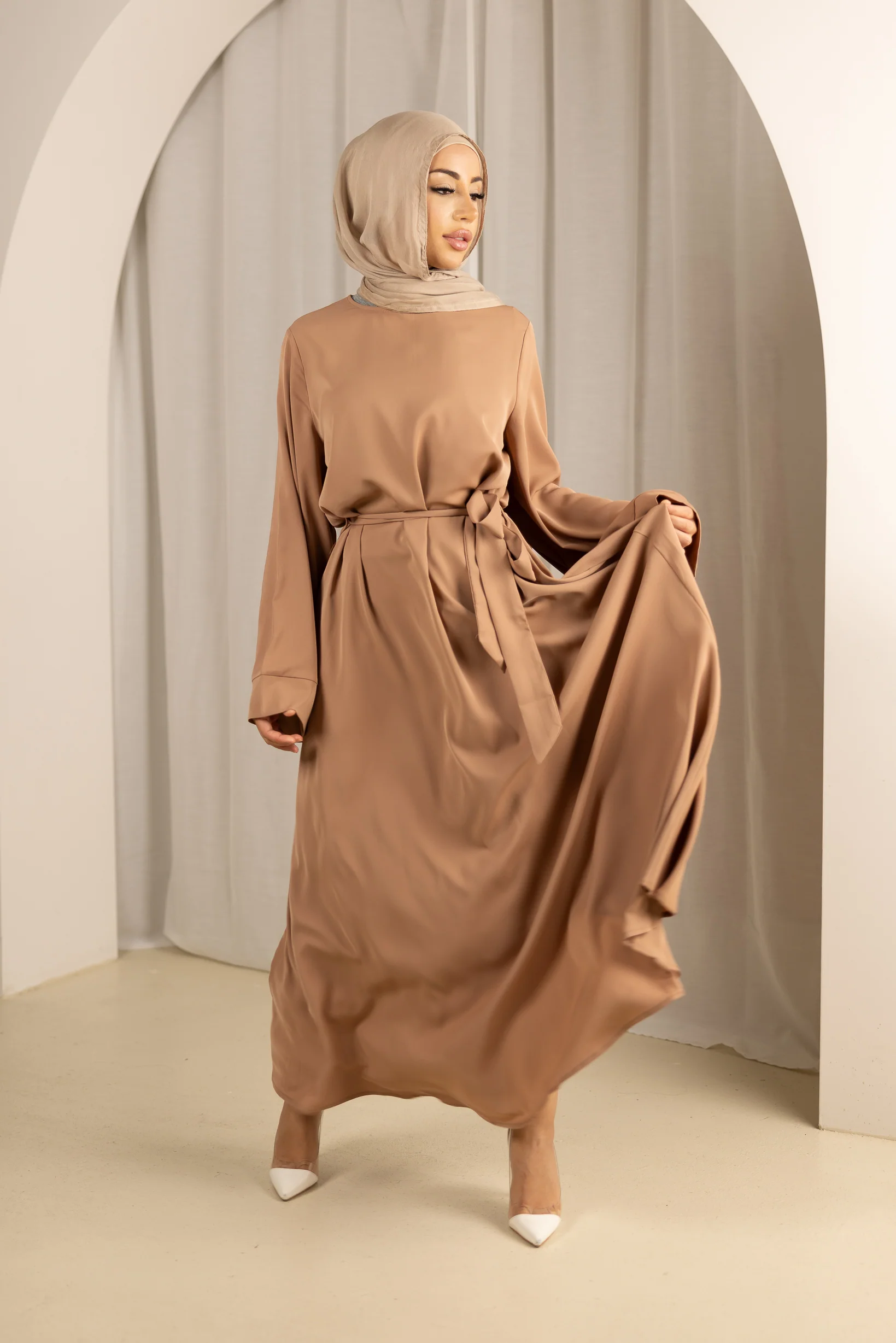 Open Sleeve Abaya - Shades of Pink - Image 9