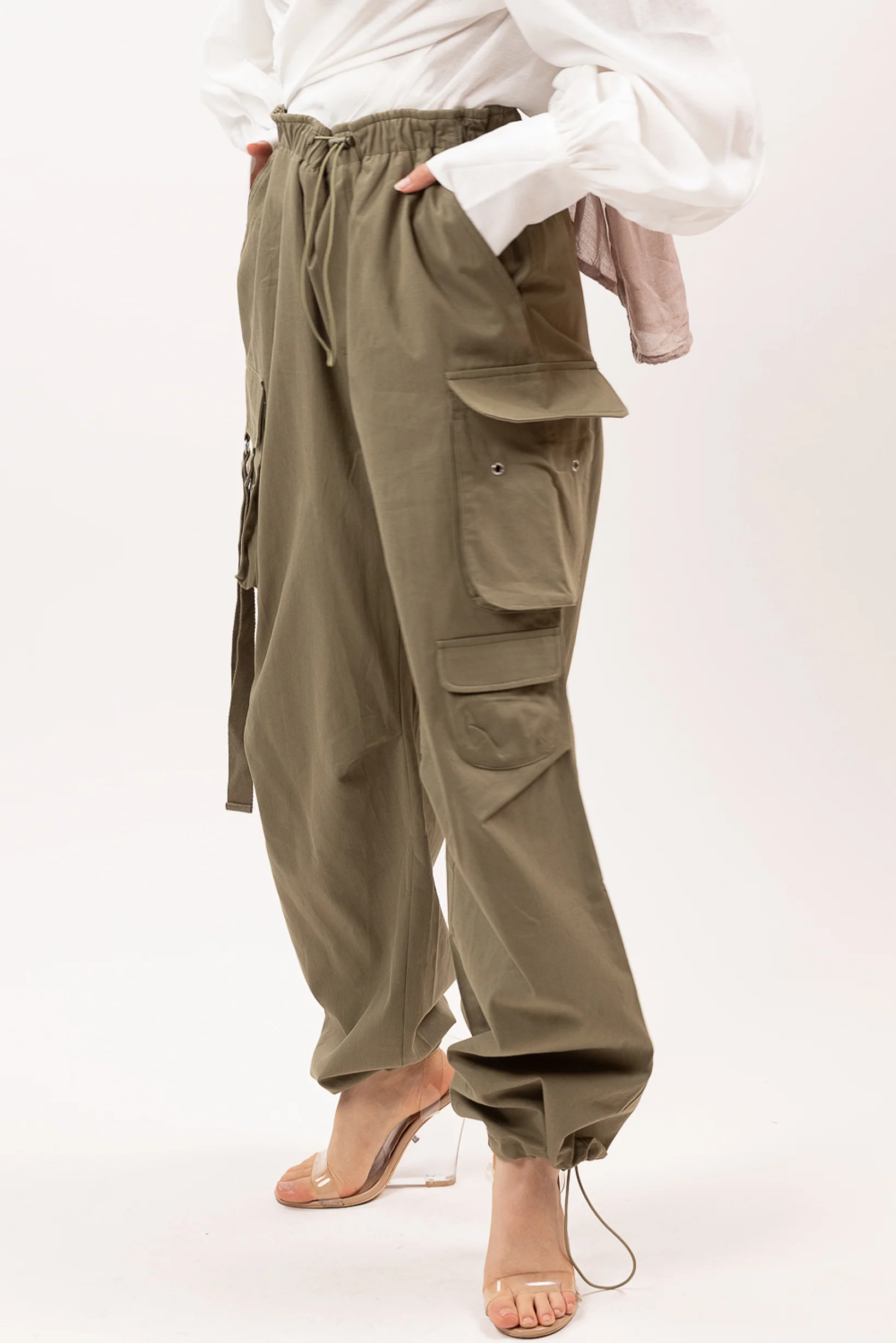 Oulara Cargo Pants - Image 9