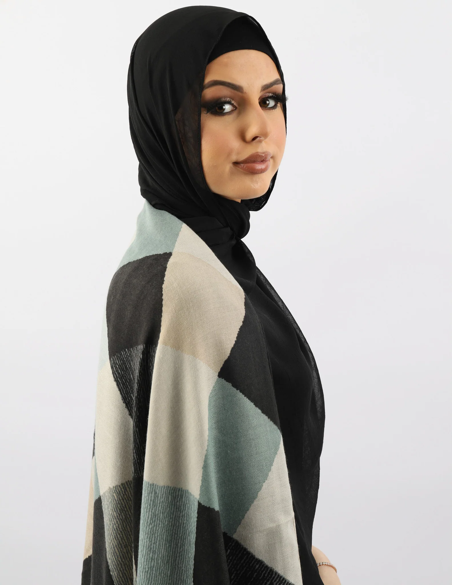 Panel Winter Shawl - Image 3