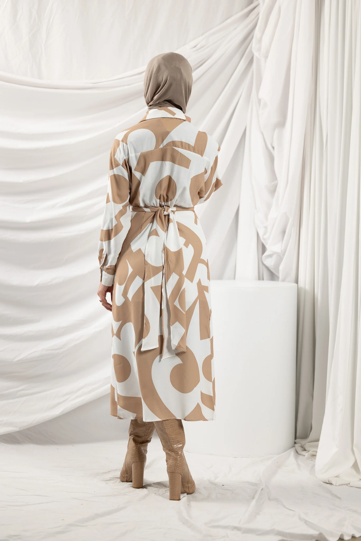 Patchwork Tie Back Dress - Image 12