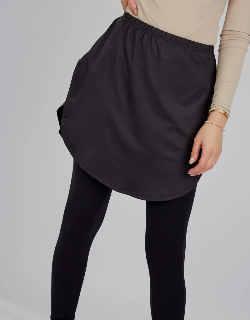 Quick Dry Layering Skirt - Image 3