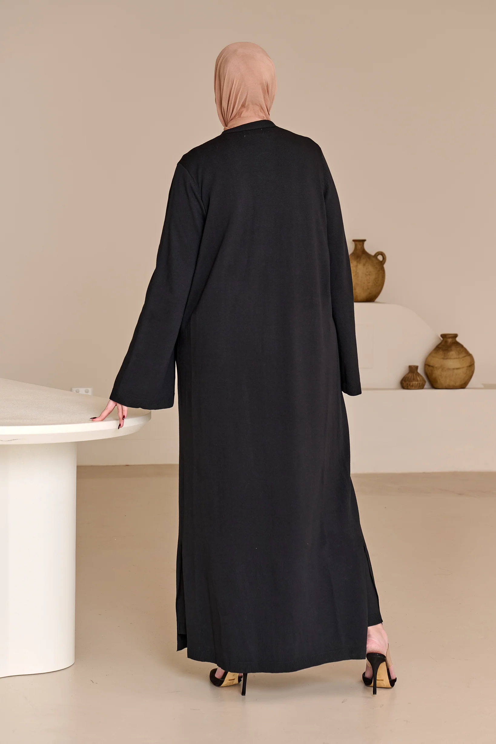 Reem Knit Set - Image 8