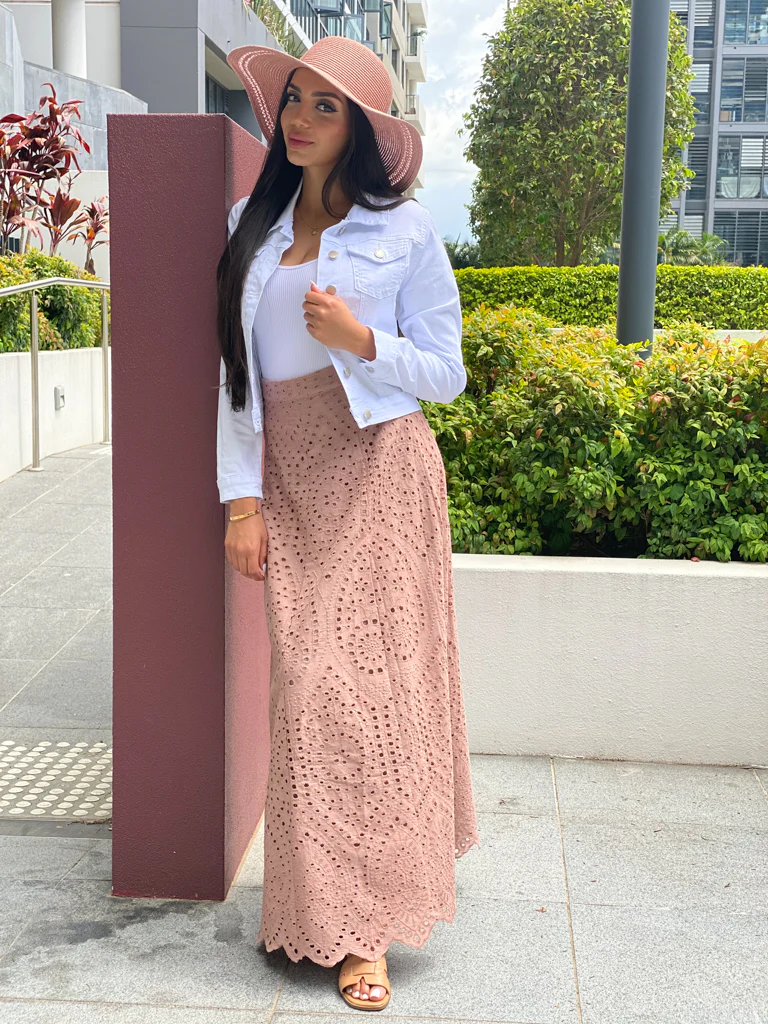 Reem Lace Skirt - Image 10