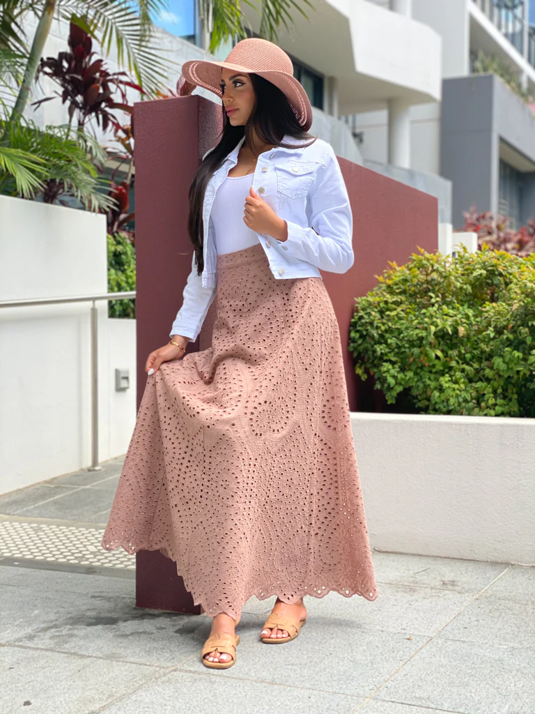 Reem Lace Skirt - Image 14