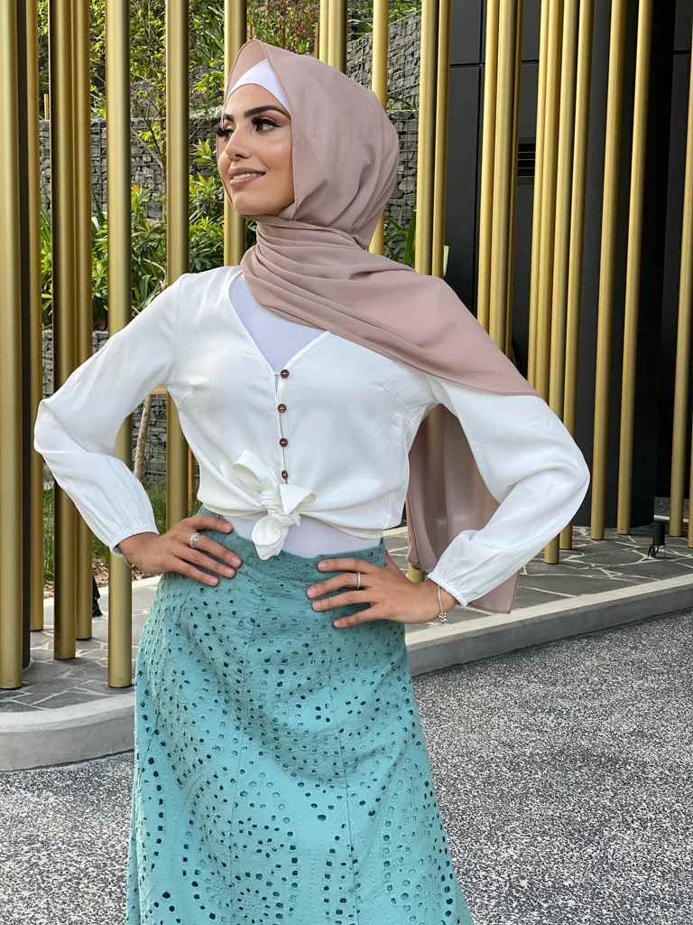 Reem Lace Skirt - Image 20