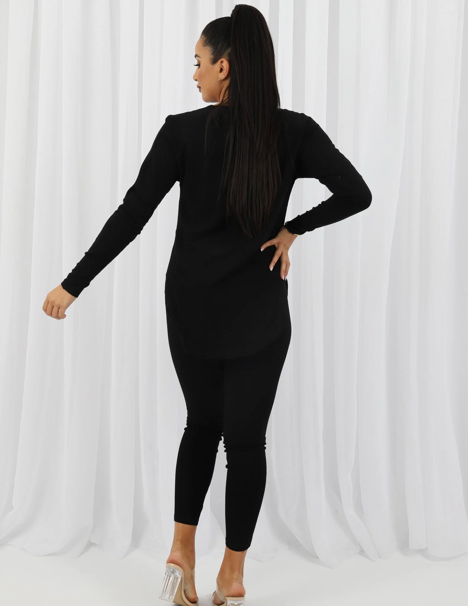 Ribbed Edge Loop Knit Top - Image 7