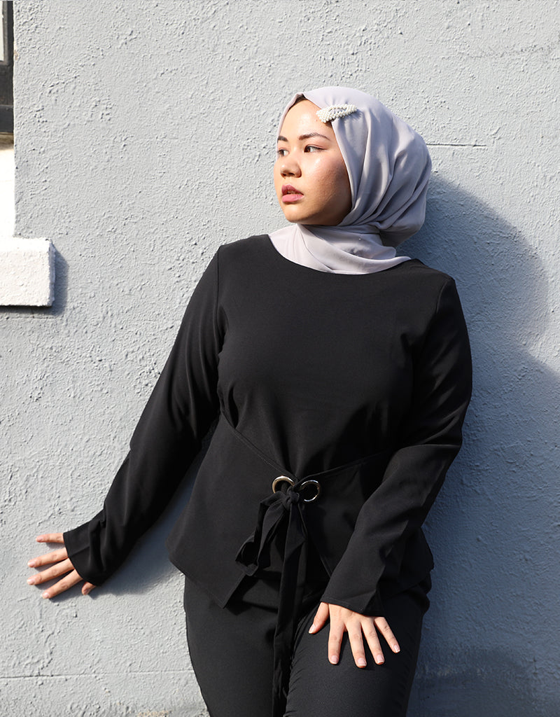 Ring Belt Blouse - Image 4