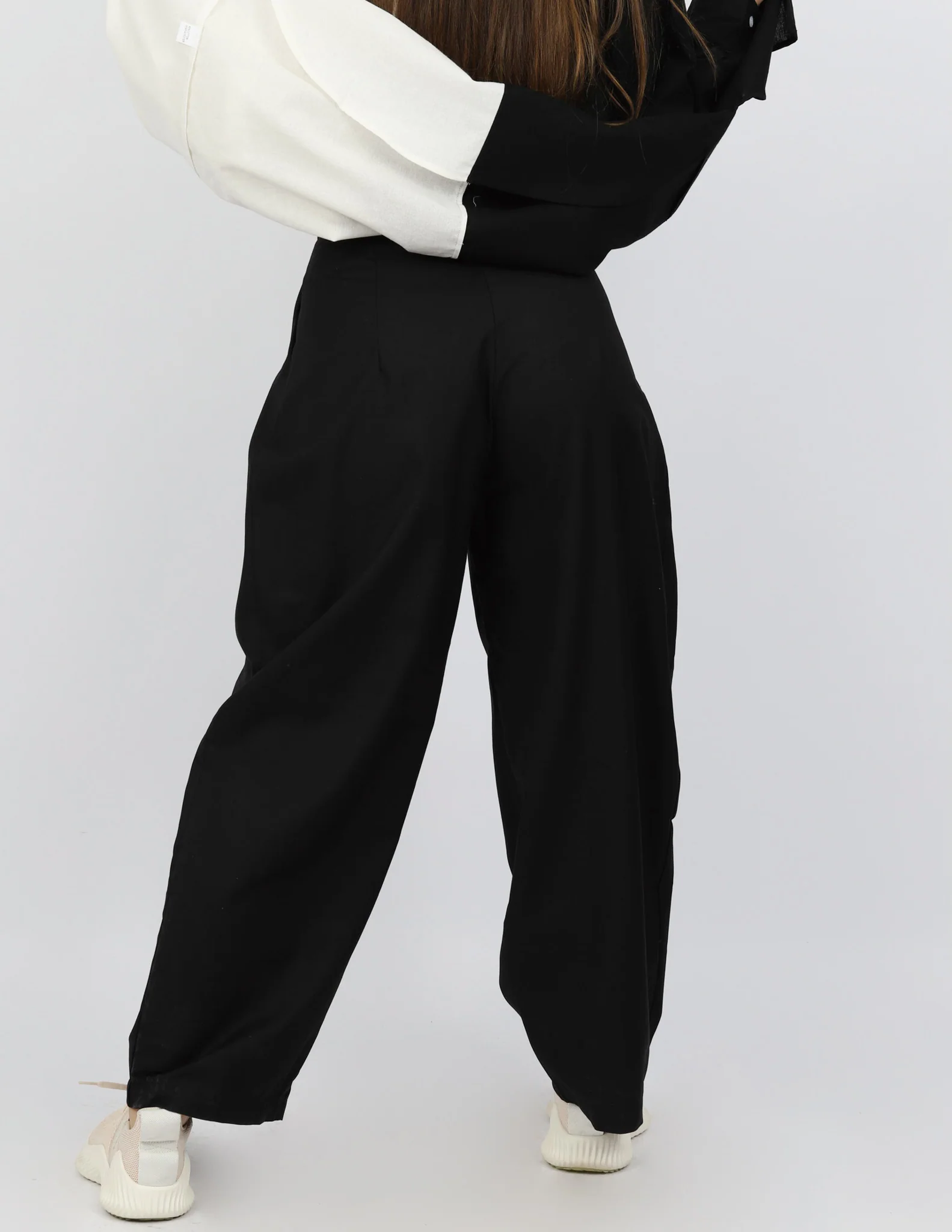 Roza Oversized Pants - Image 6