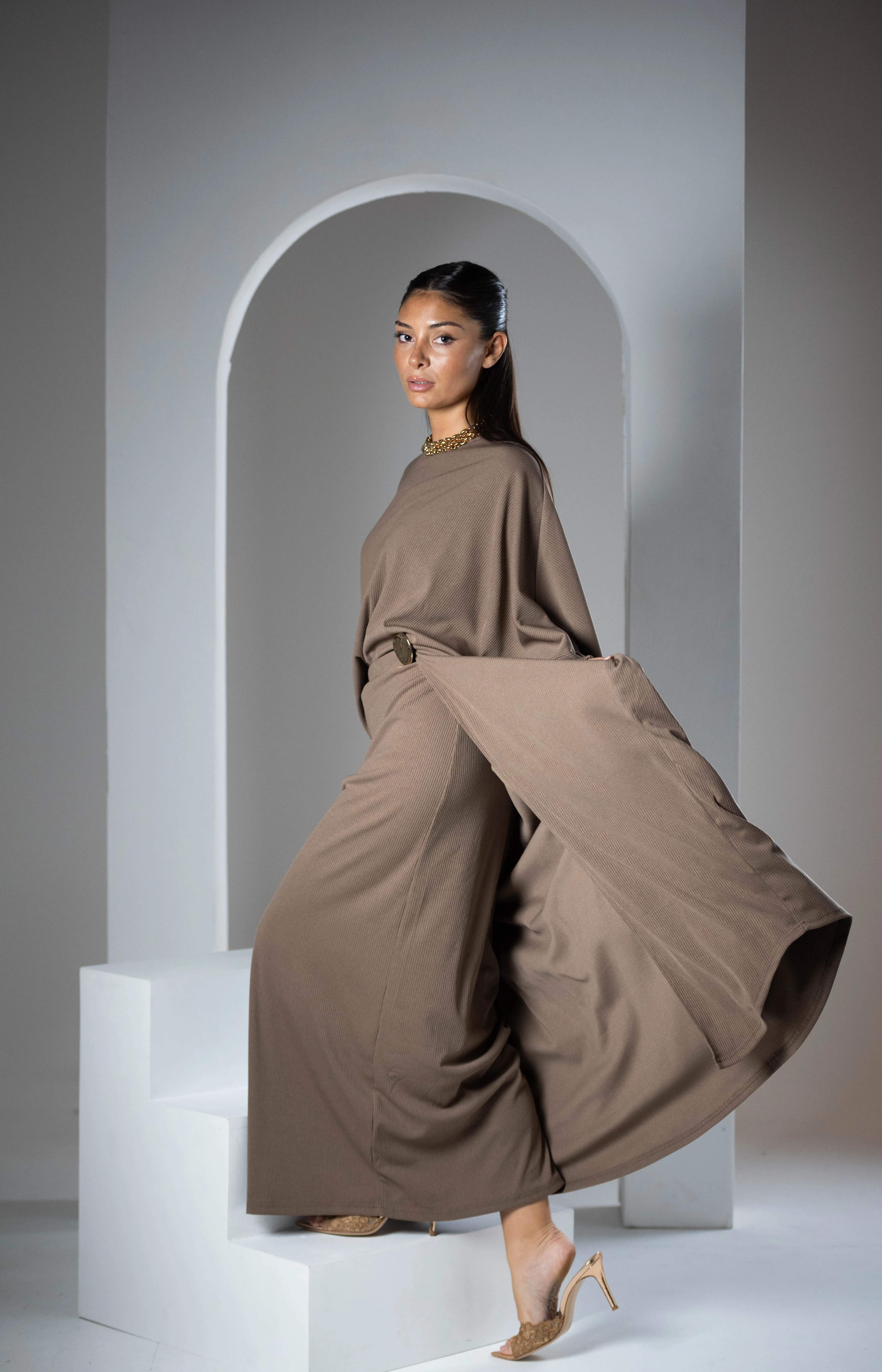 Runway Amaya Mocha Bundle - Image 2