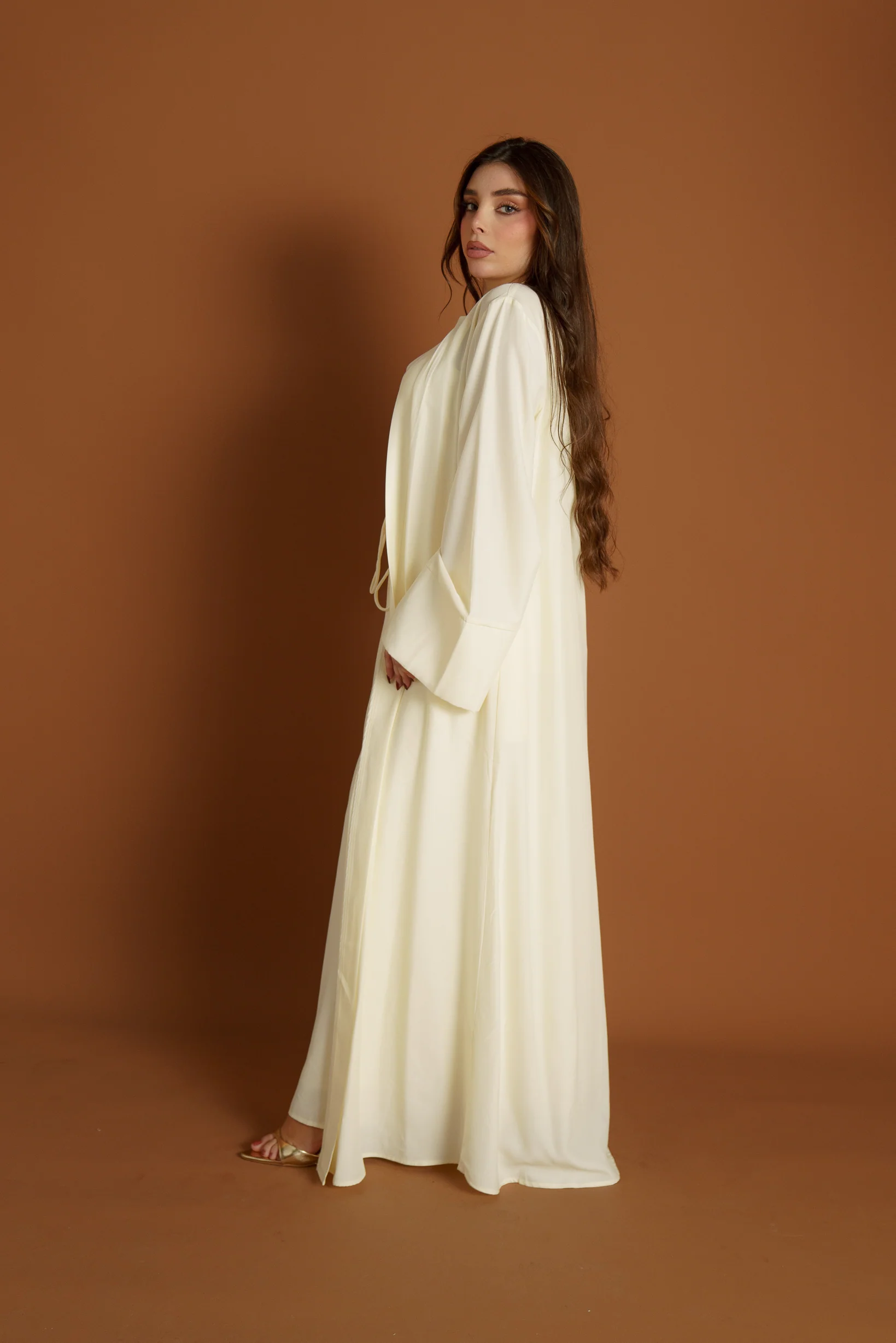 Runway Isla Abaya Set - Image 8